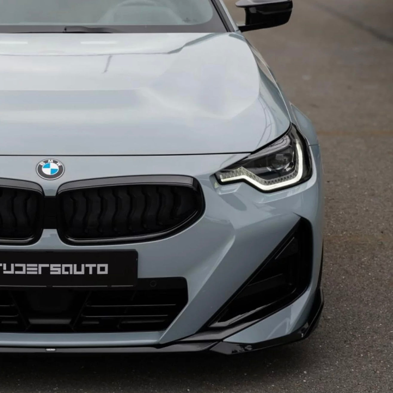 Front splitter BMW G42 2-serie M-Performance style - Hoogglans zwart