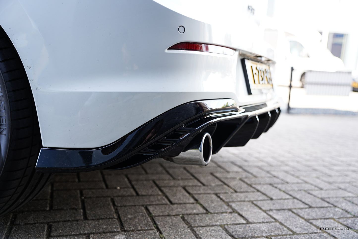 Diffuser VW Golf 8 - Zaero Design