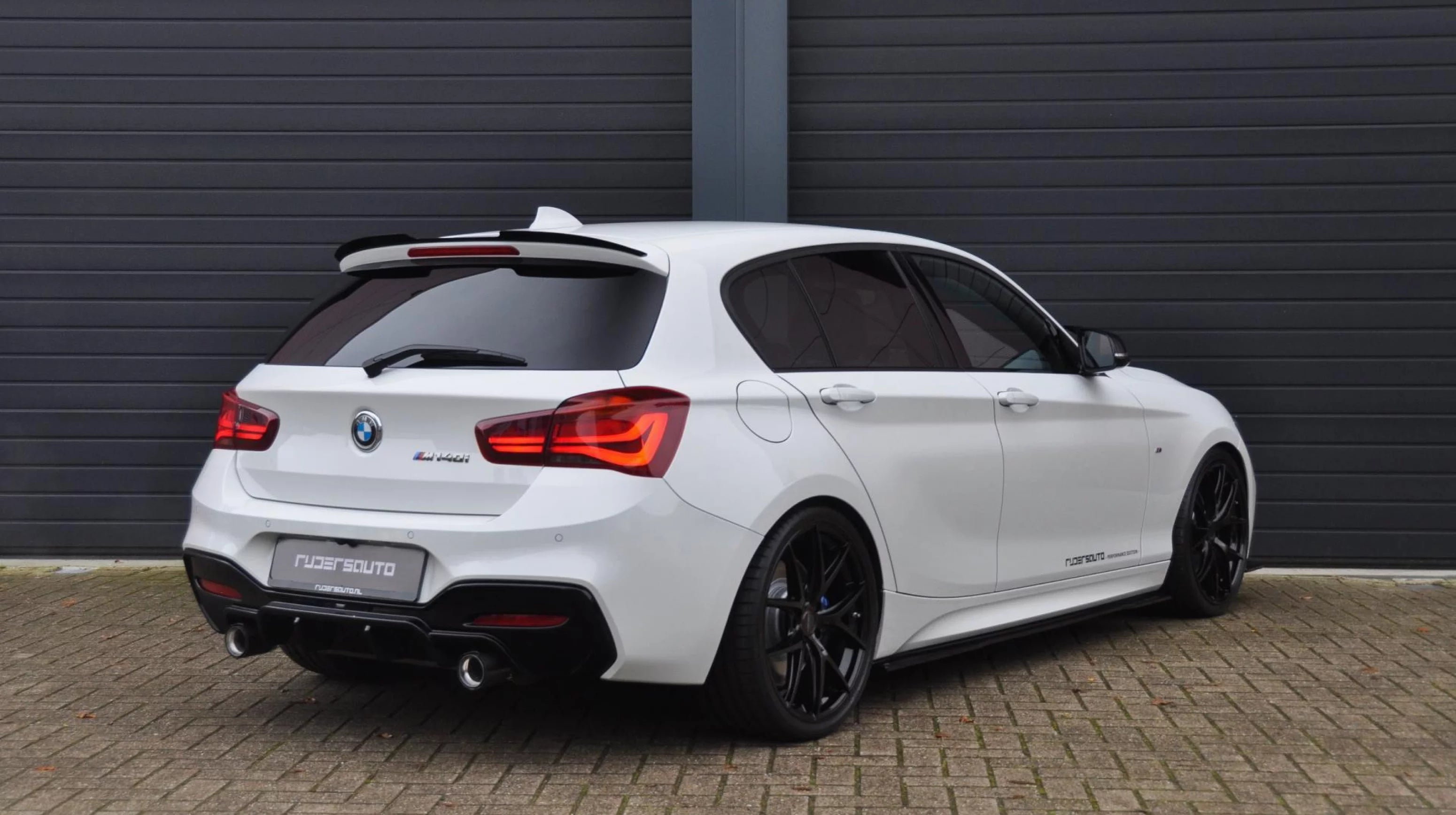 'Rear end upgrade' BMW 1-serie F20 I F21 LCI Combi deal