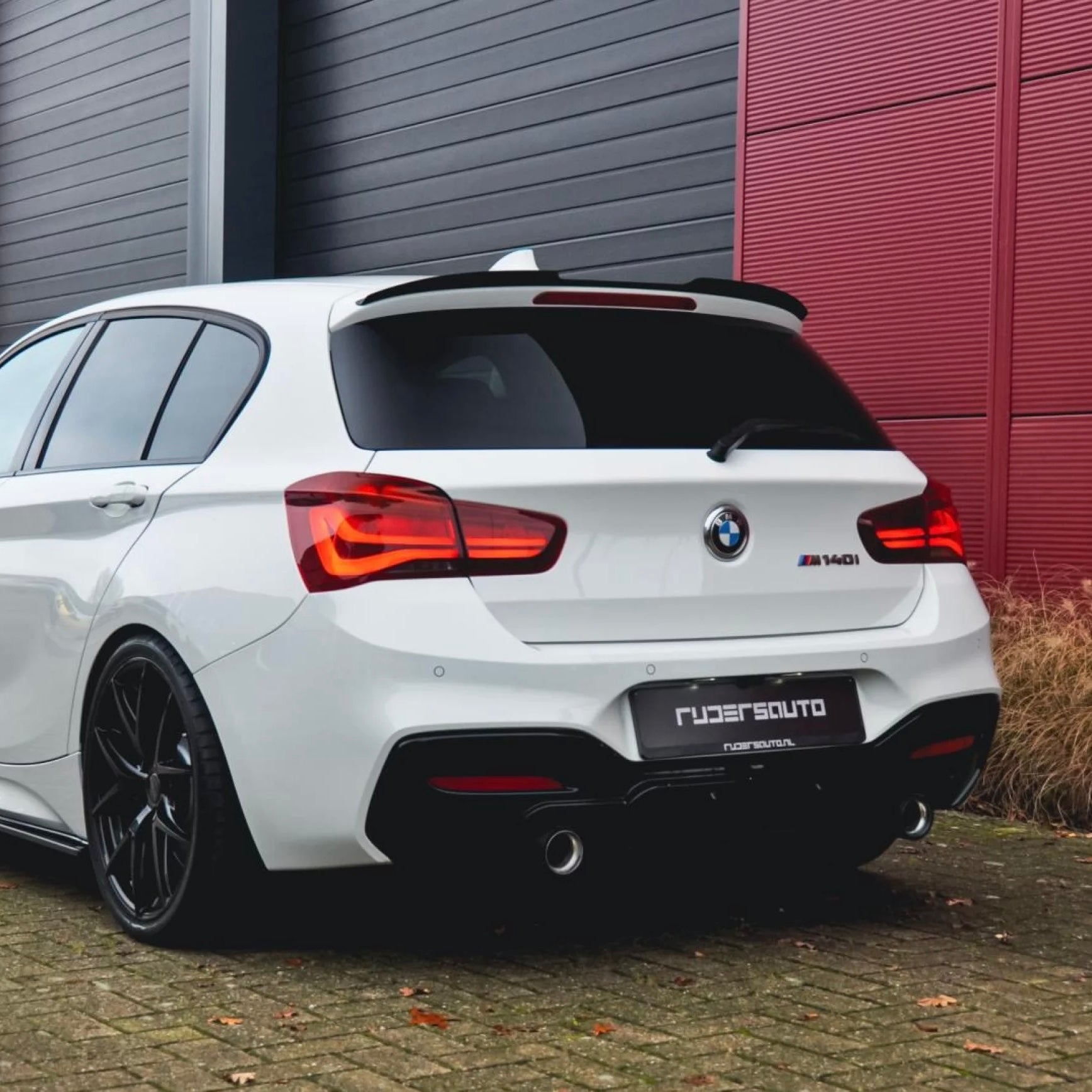'Rear end upgrade' BMW 1-serie F20 I F21 LCI Combi deal