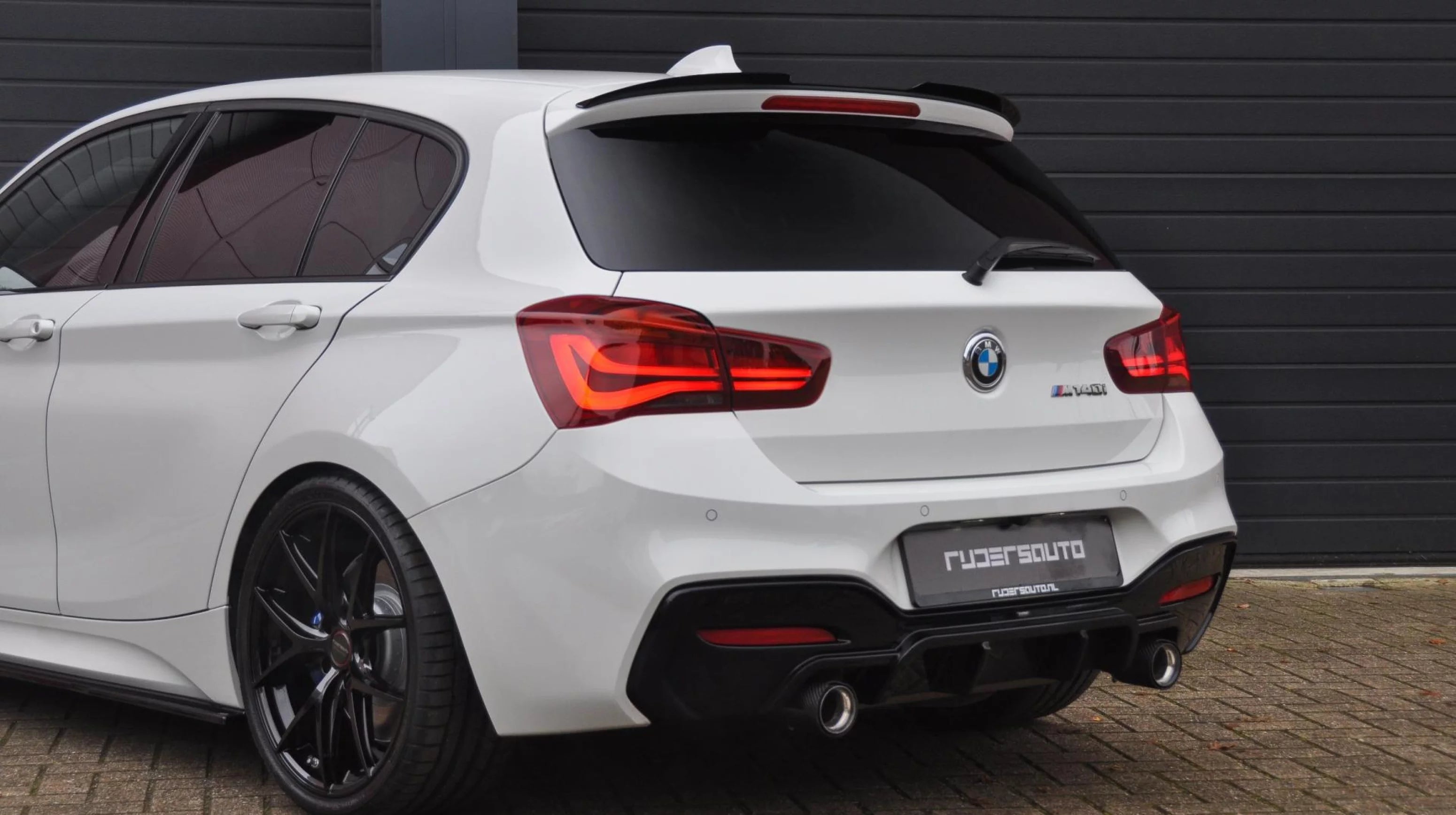 'Rear end upgrade' BMW 1-serie F20 I F21 LCI Combi deal