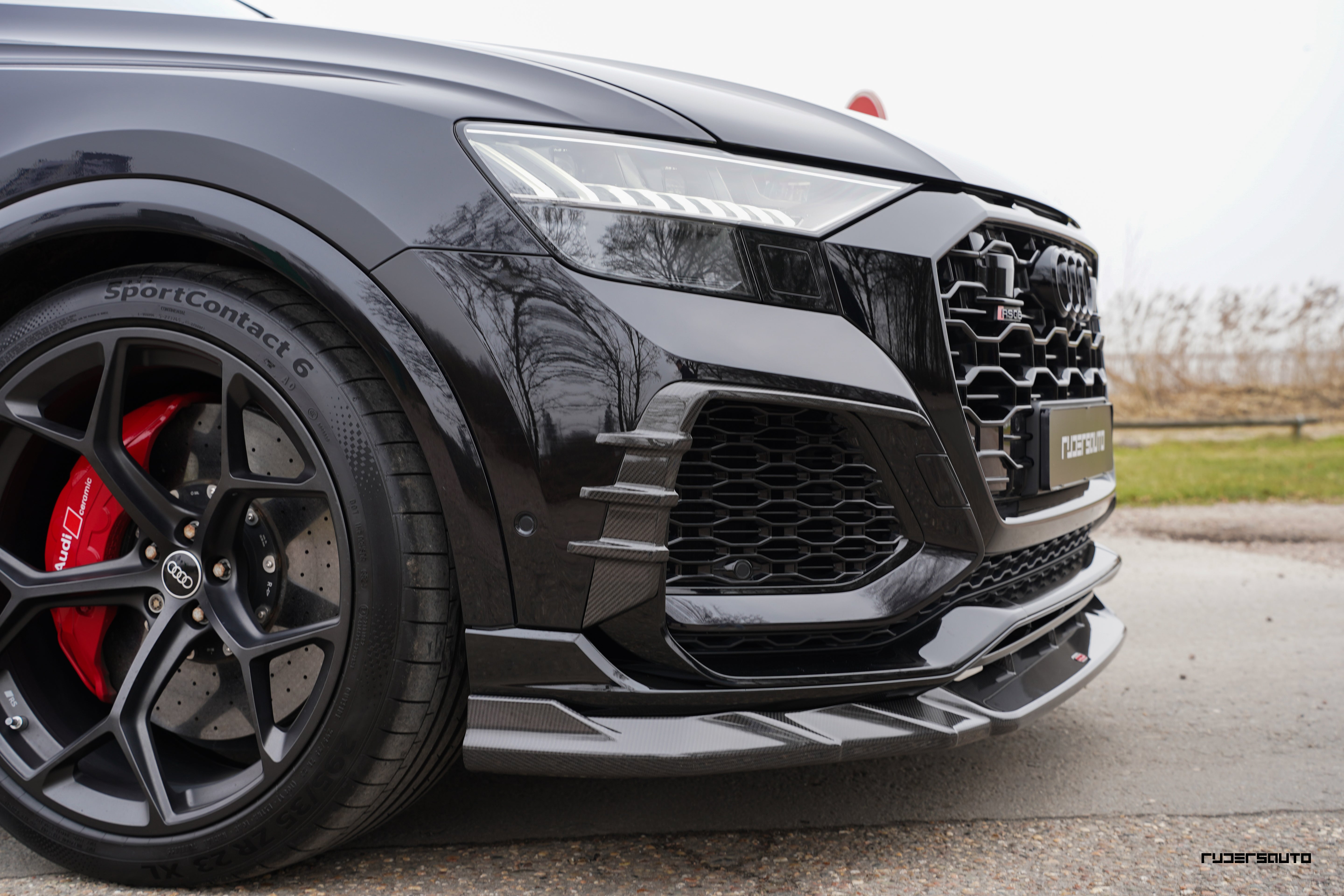 Urban carbon front splitter Audi RSQ8 (2019-2023)