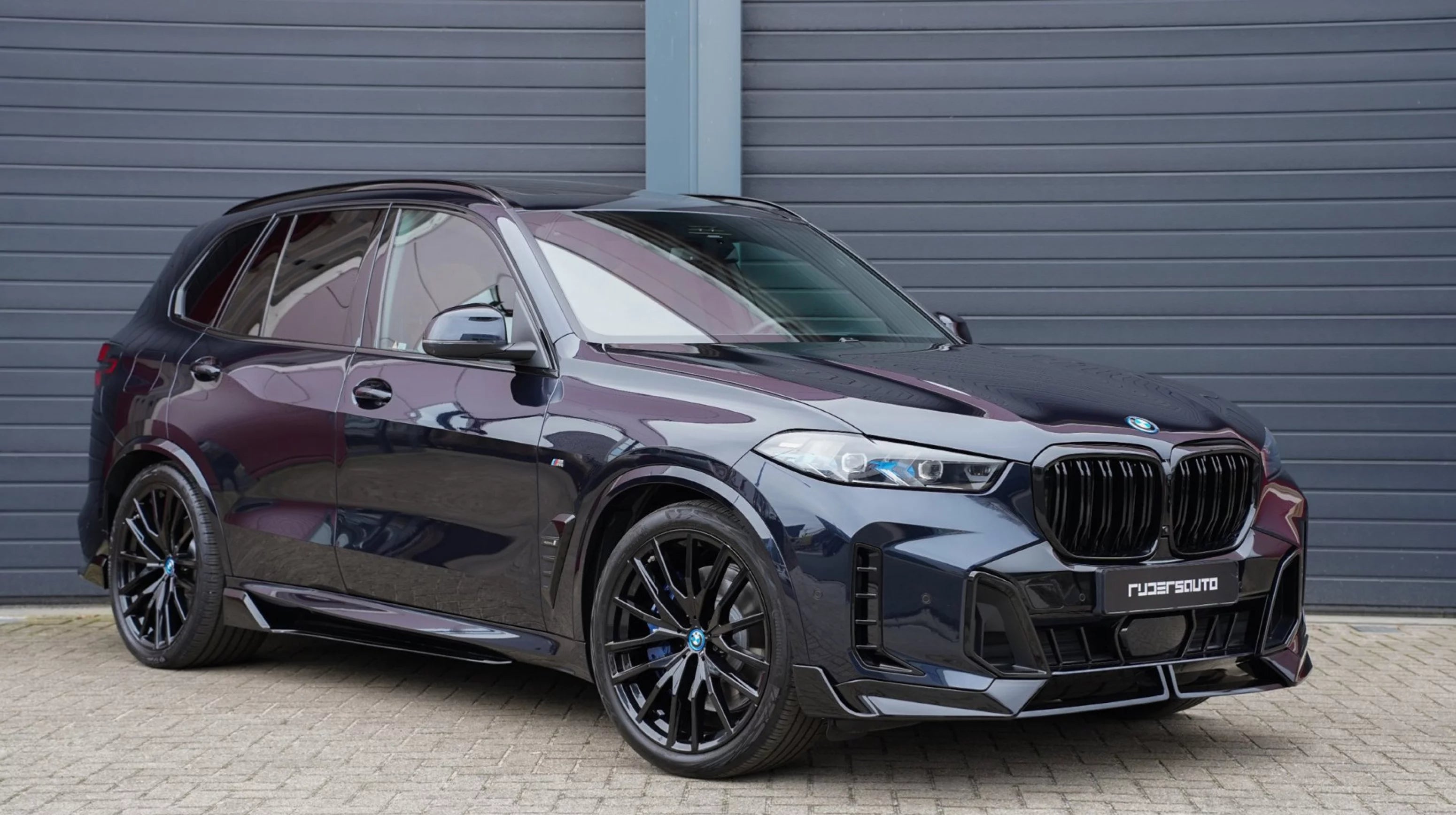 BMW X5 G05 LCI M-Performance body kit hoogglans zwart
