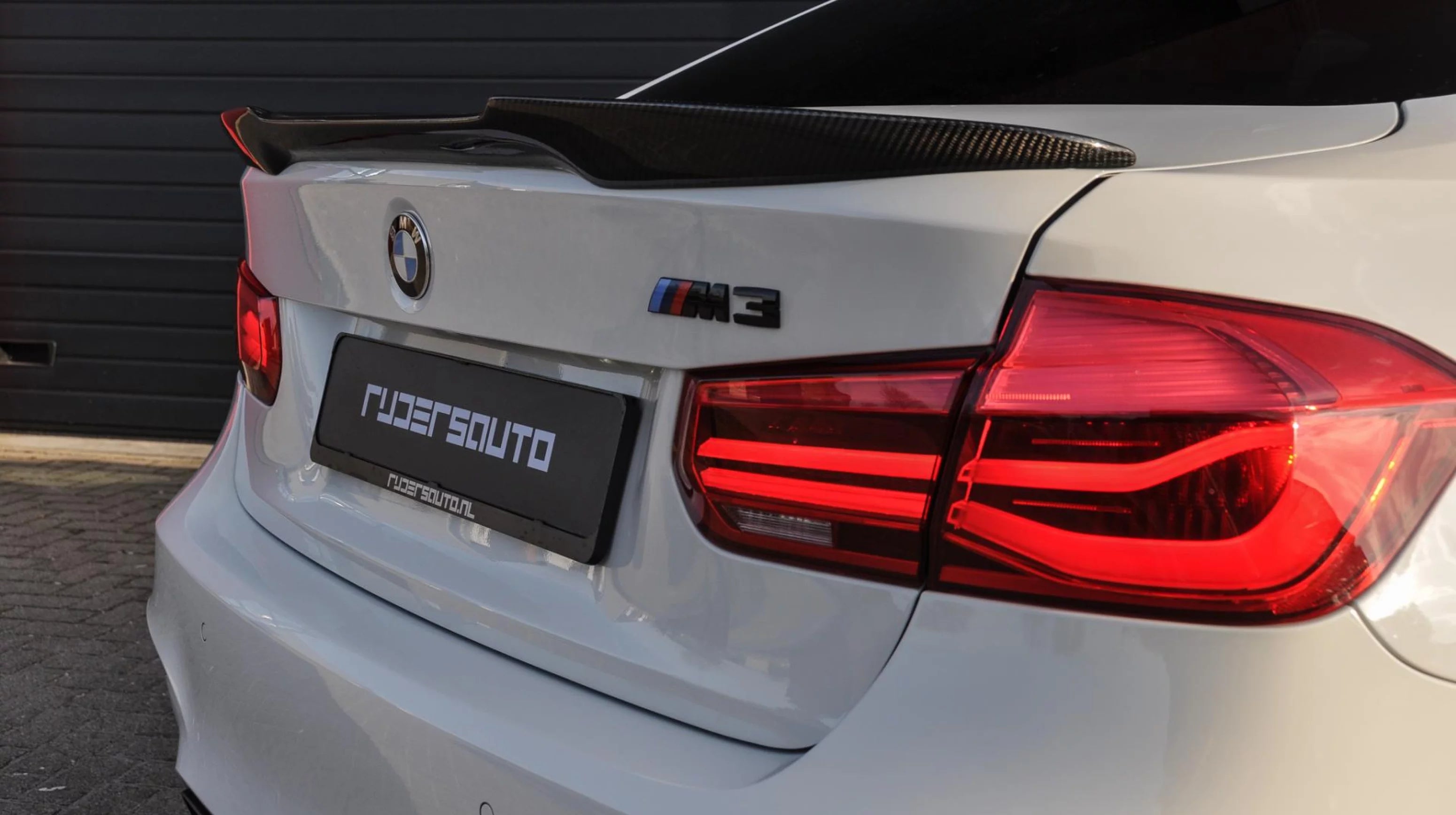 Carbon fibre spoiler BMW F80 M3 & F30 3-serie