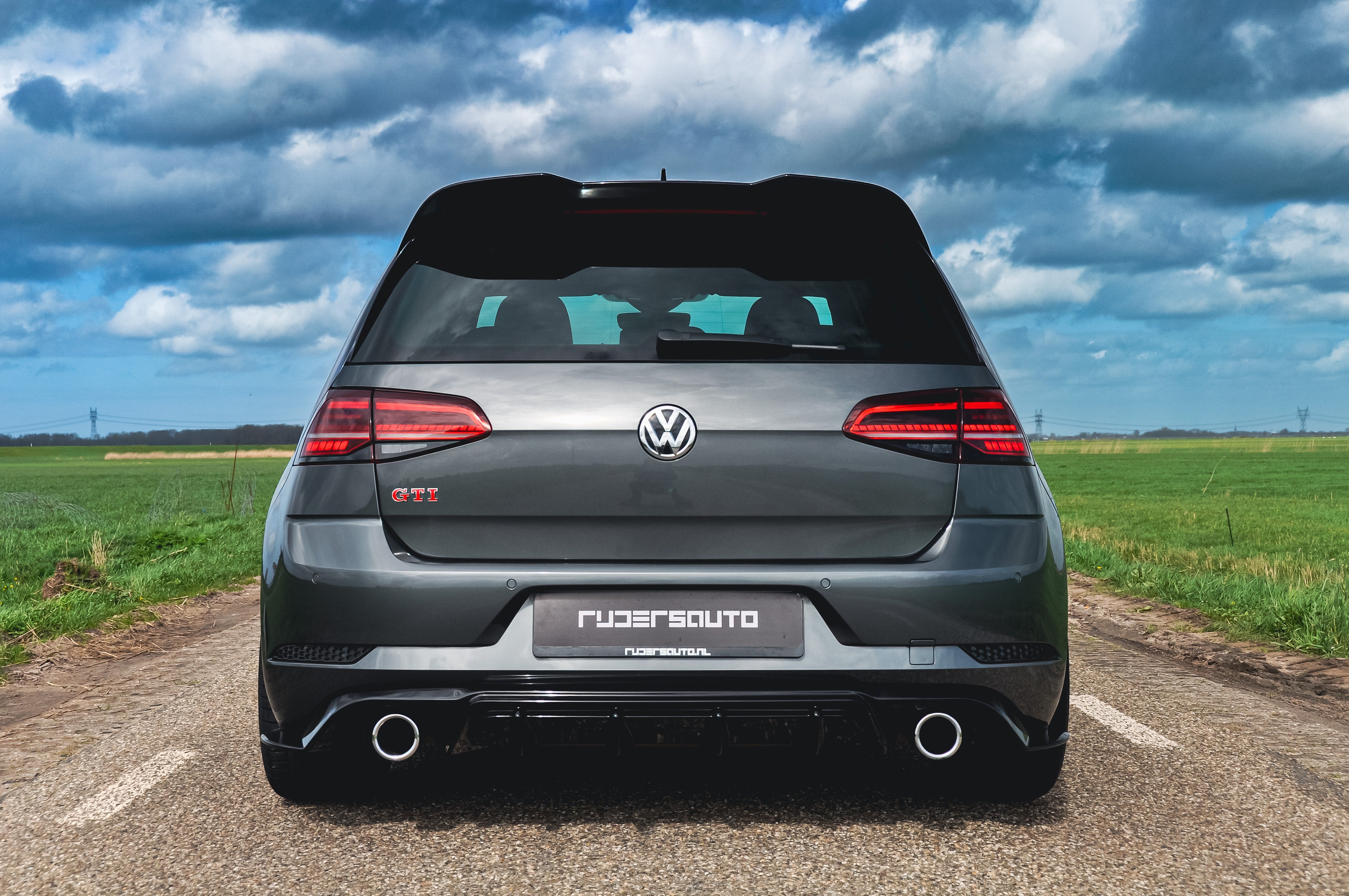 Rear spoiler VW Golf 7/7.5 - Zaero Design