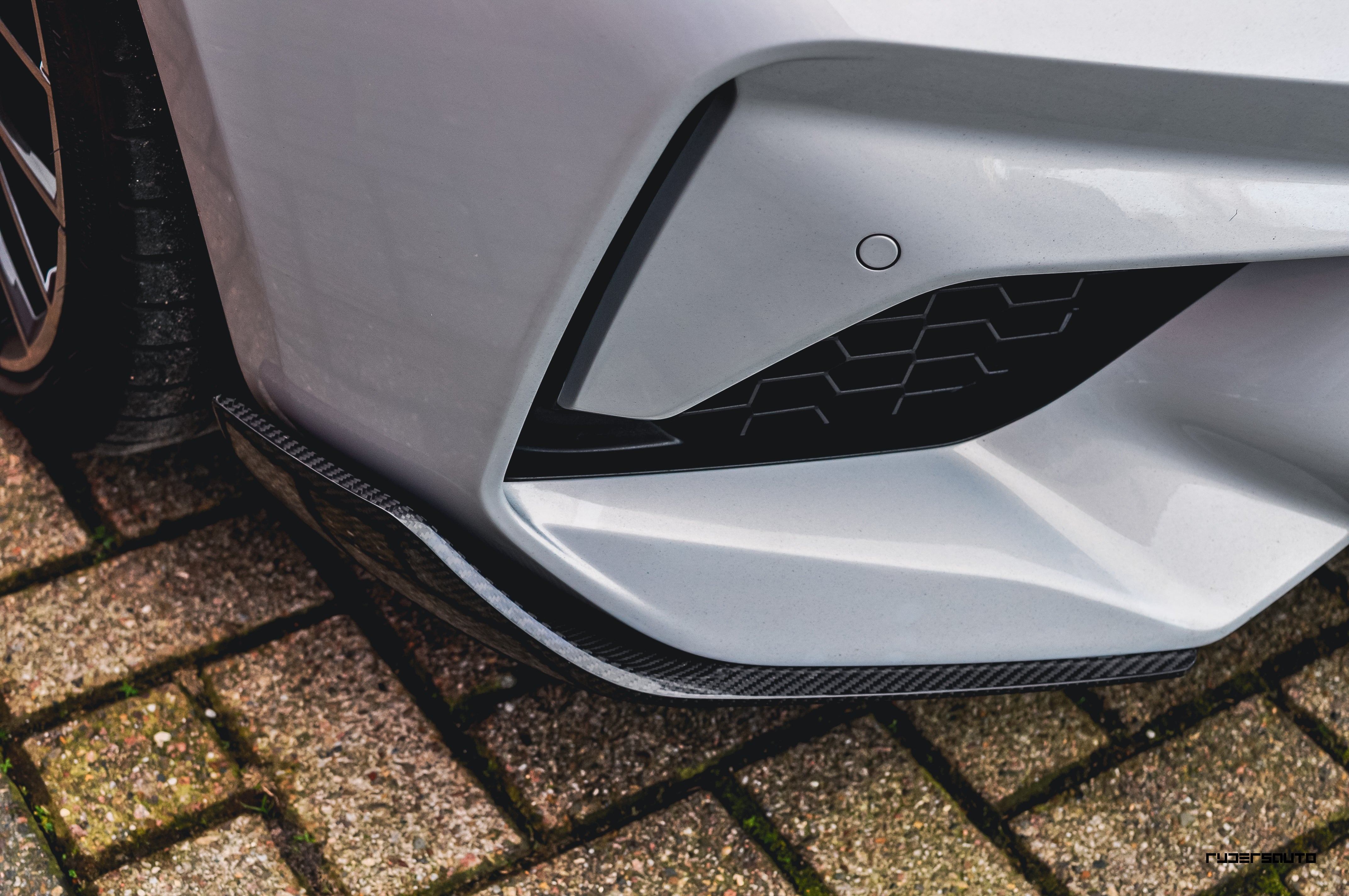 Carbon fibre splitter BMW F87 M2/M2C - M-Performance style