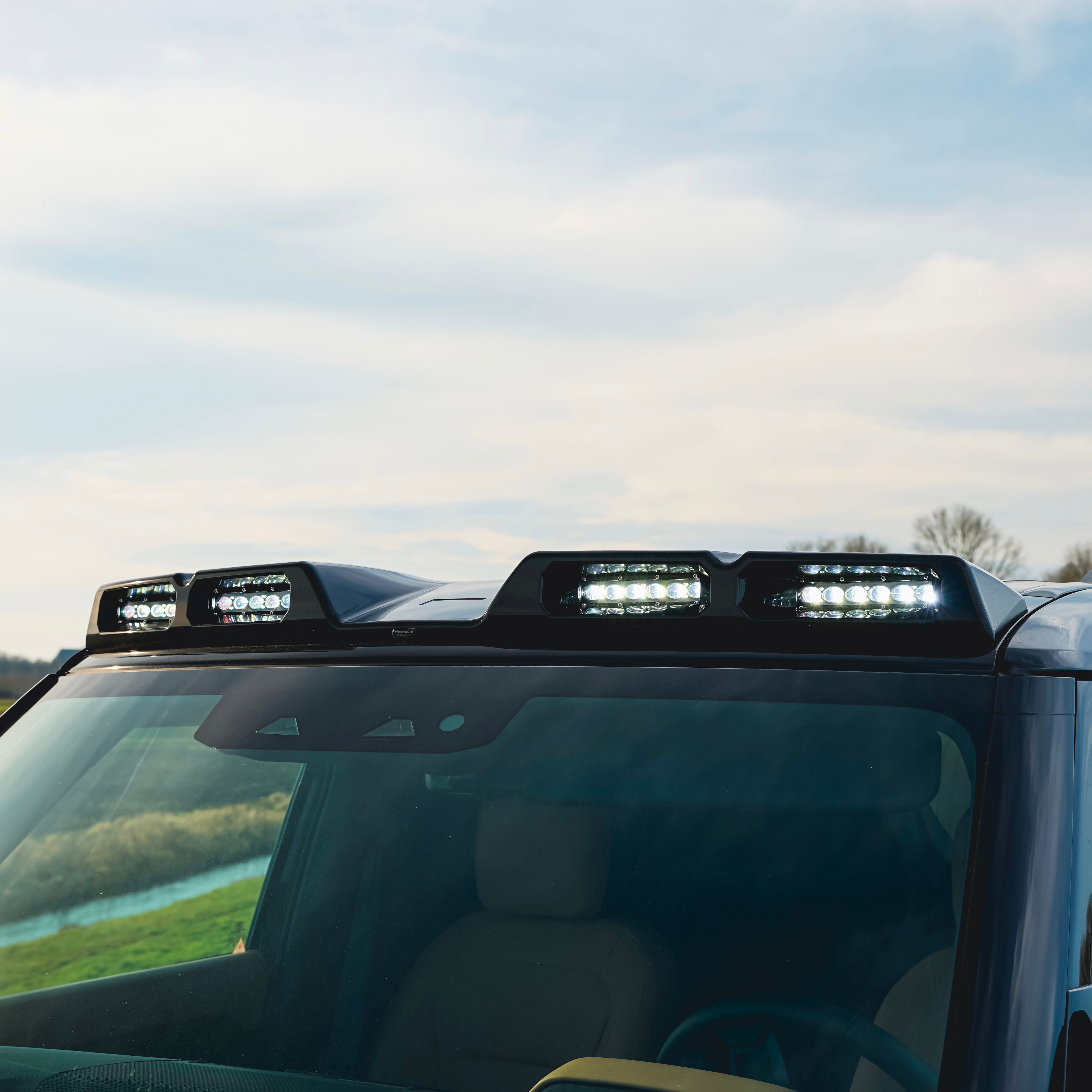 Land Rover Defender L663 90, 110 & 130 Dak Light Bar (2020+)