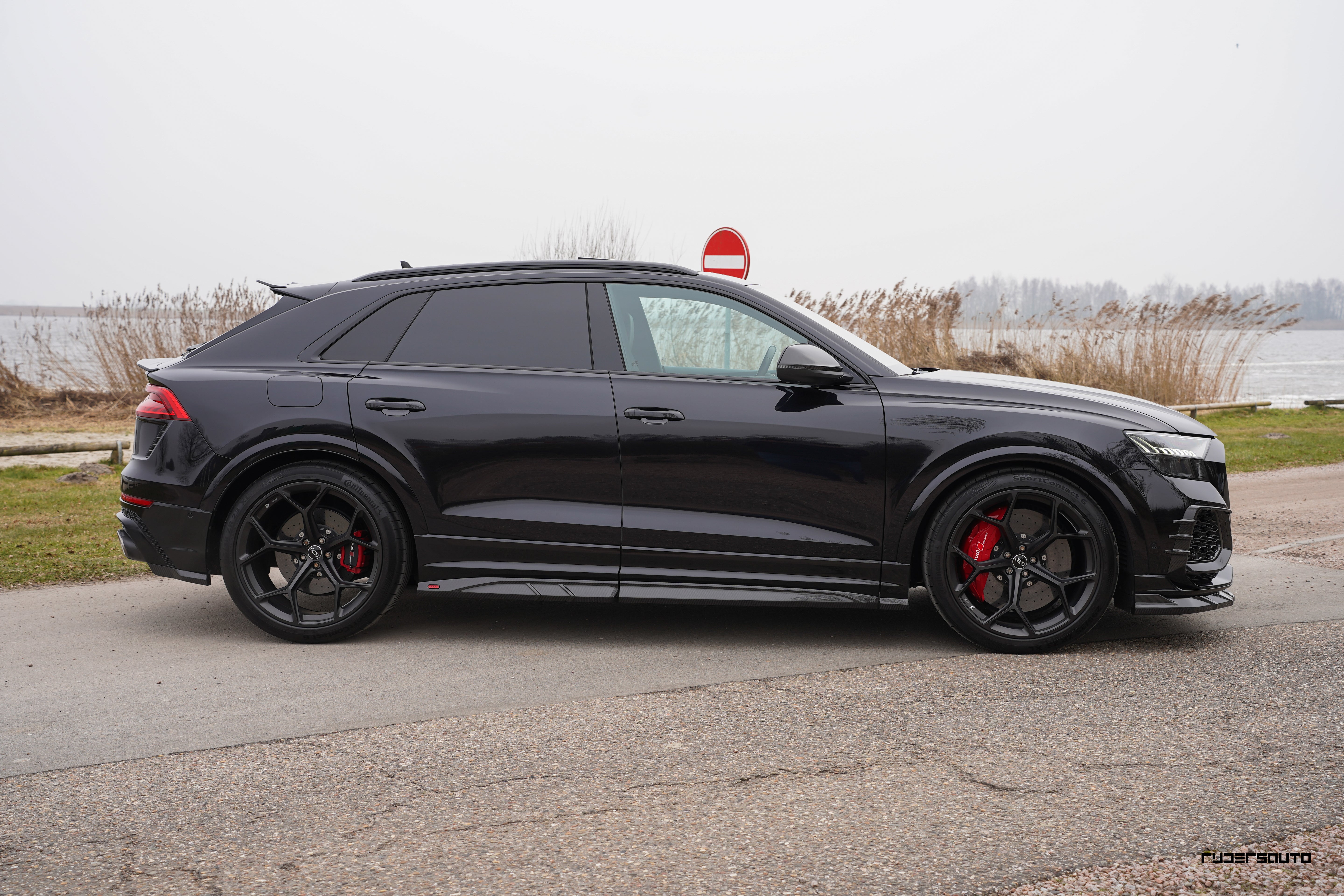 Urban carbon side skirts Audi RSQ8 (2019-2023)