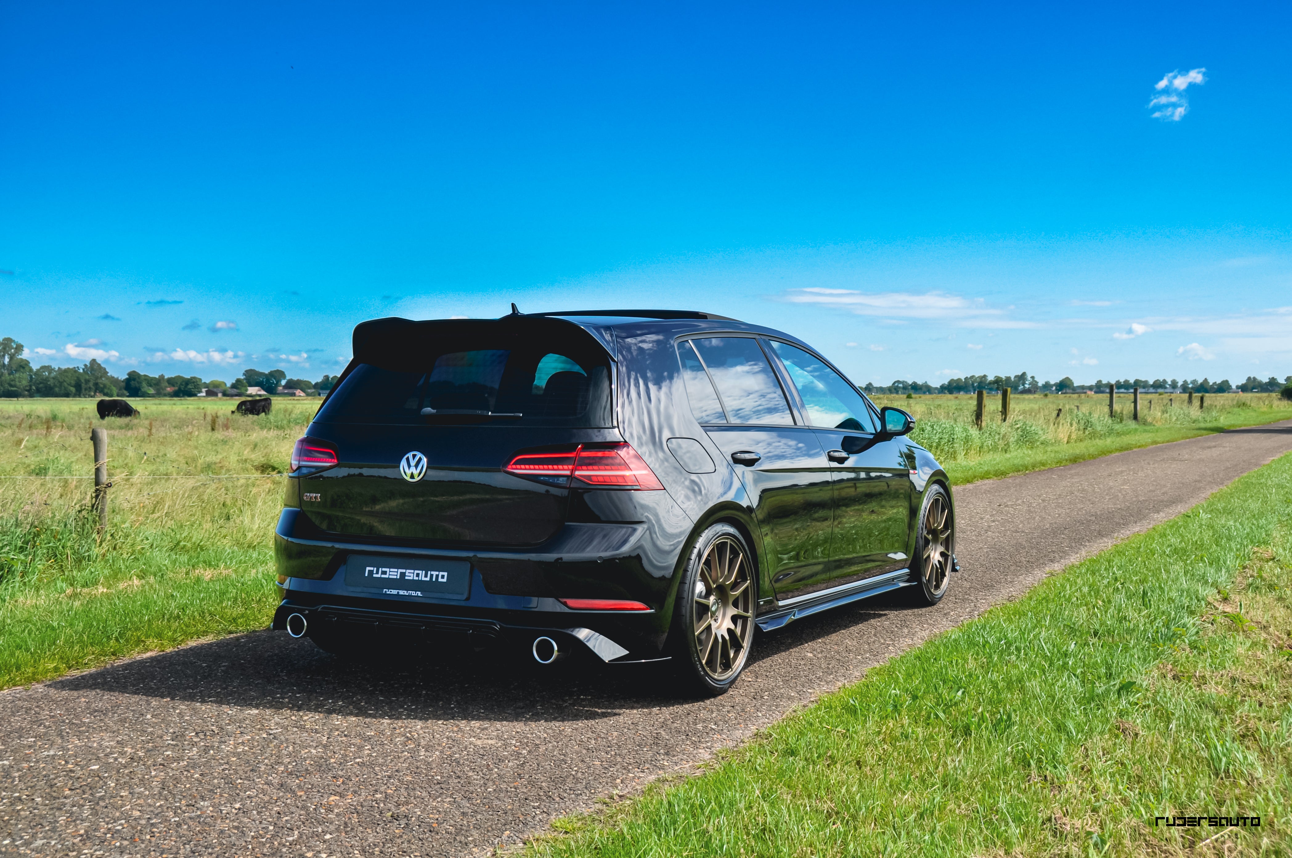 Zaero-Design Bodykit VW Golf 7.5 GTI