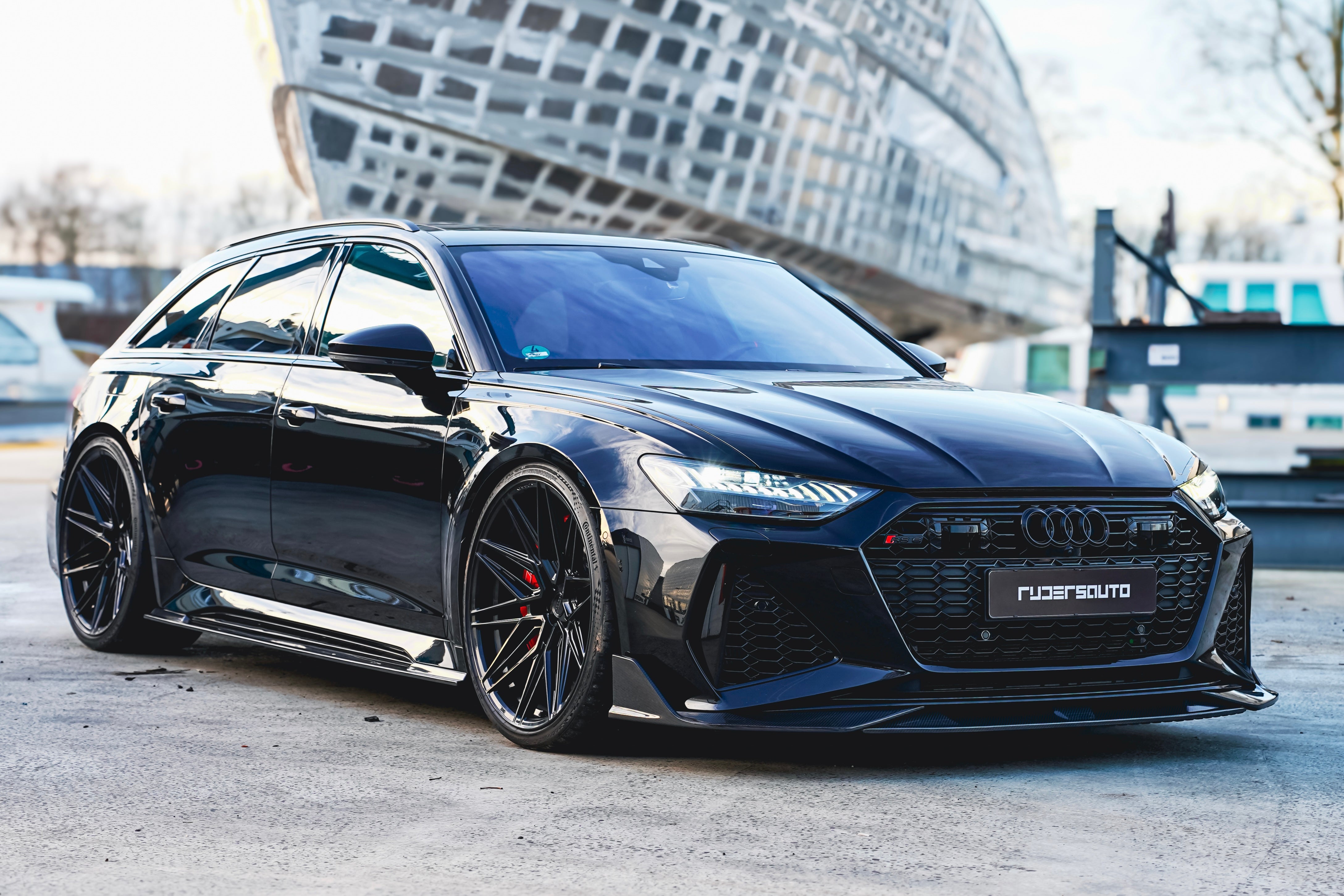 Carbon fibre front splitter Audi RS6/RS7 C8