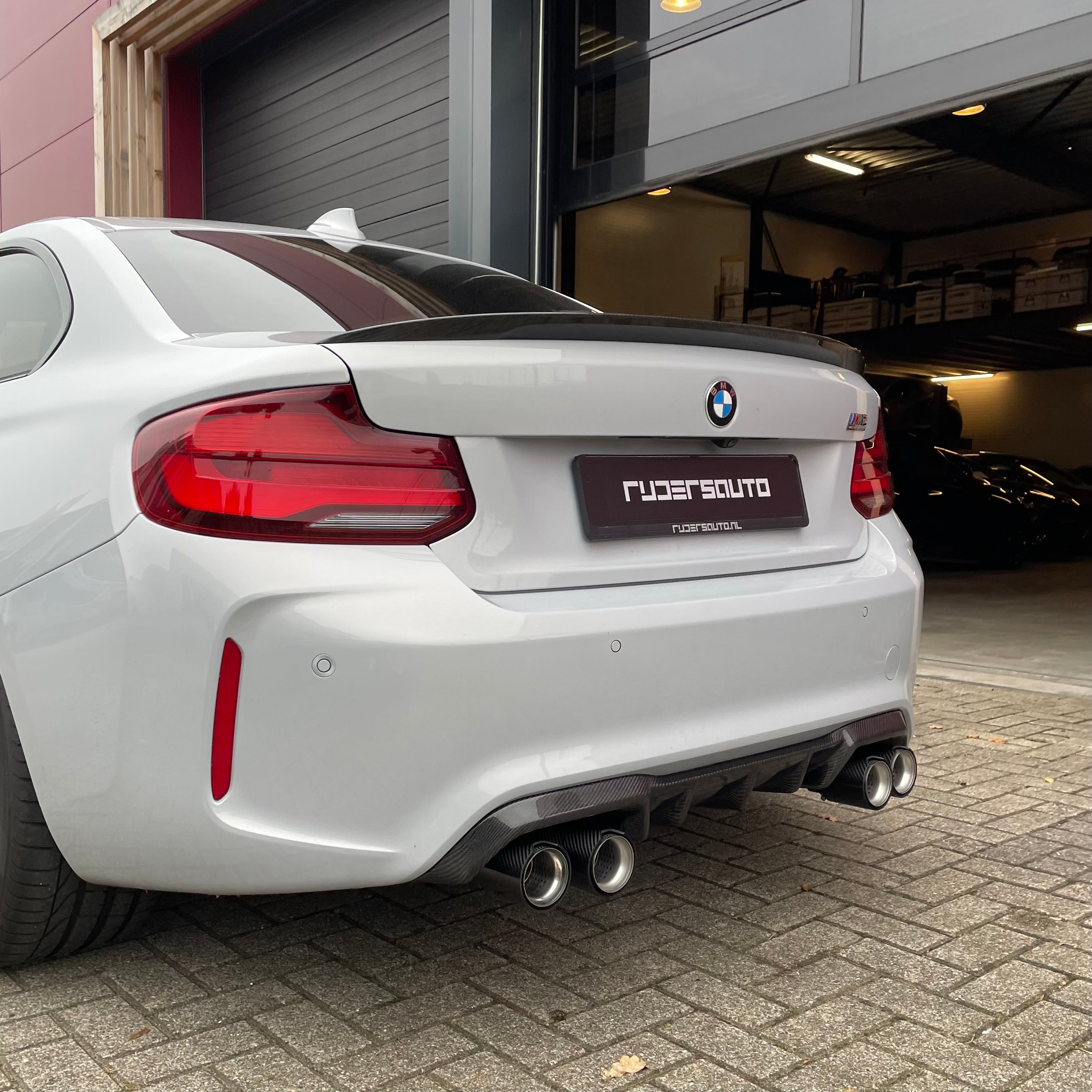 BMW M-Performance carbon uitlaatsierstuk - 70mm