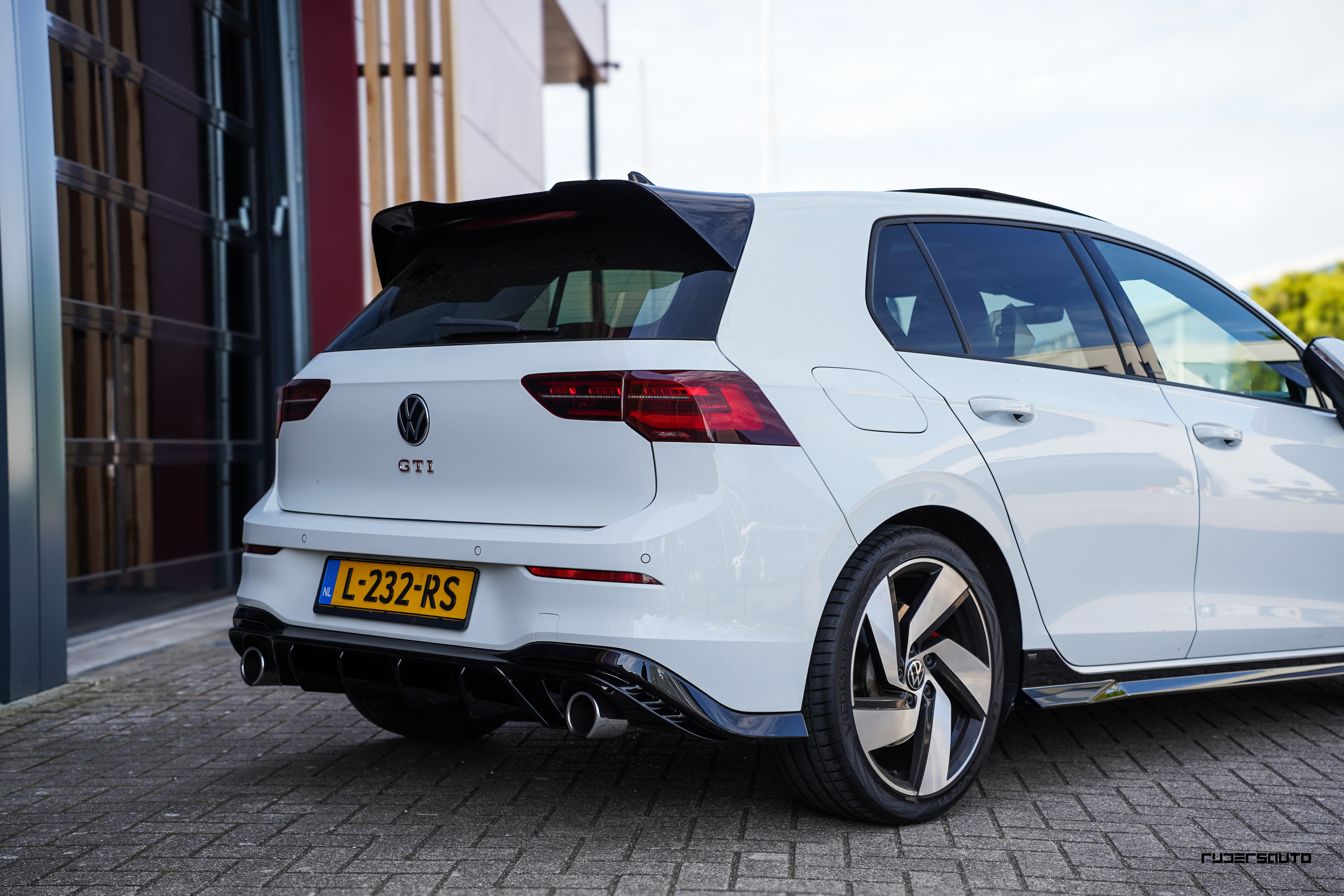 Rear spoiler VW Golf 8/8.5 - Zaero Design