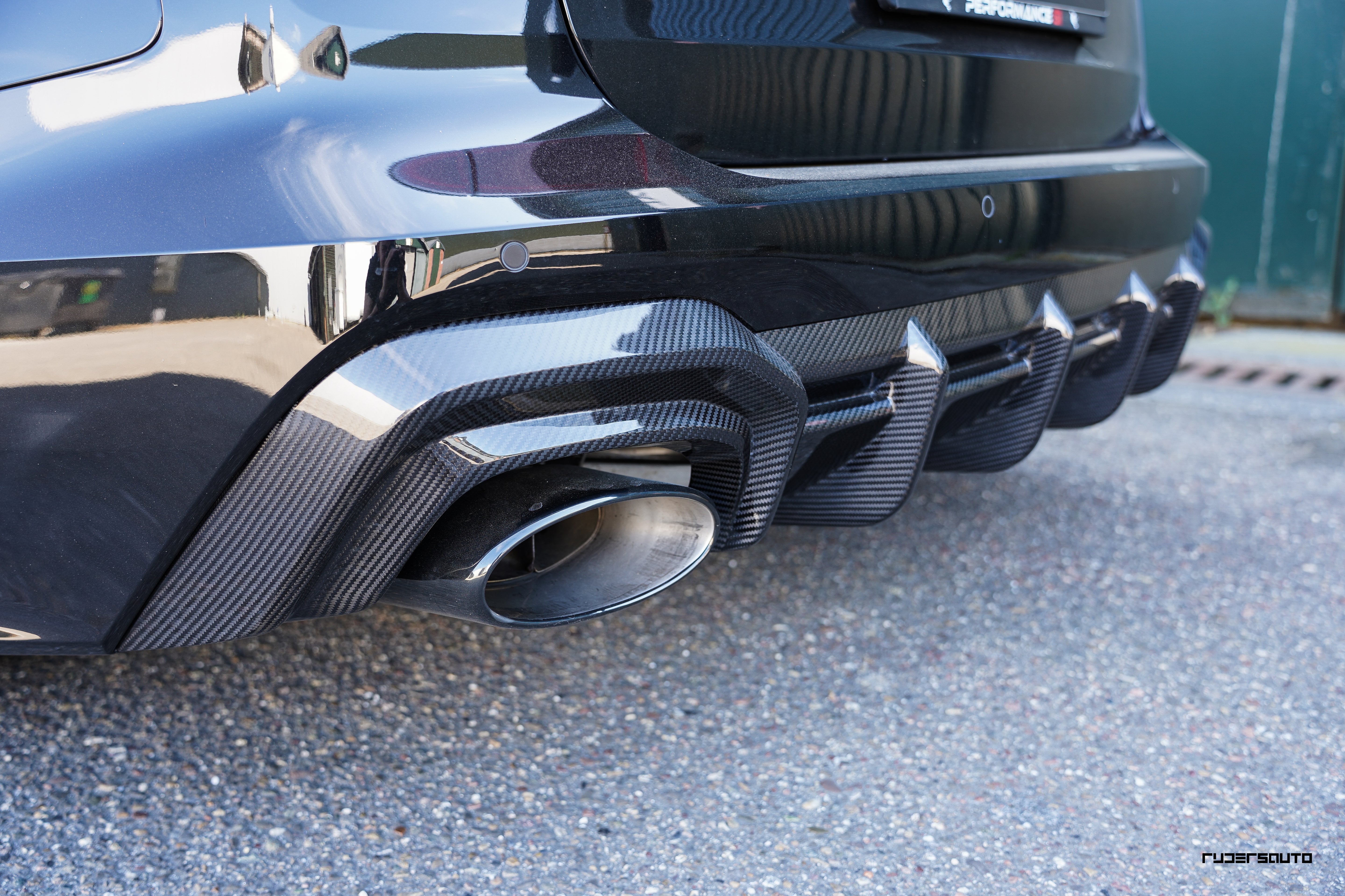 Carbon fibre diffuser Audi RS6/RS7 C8