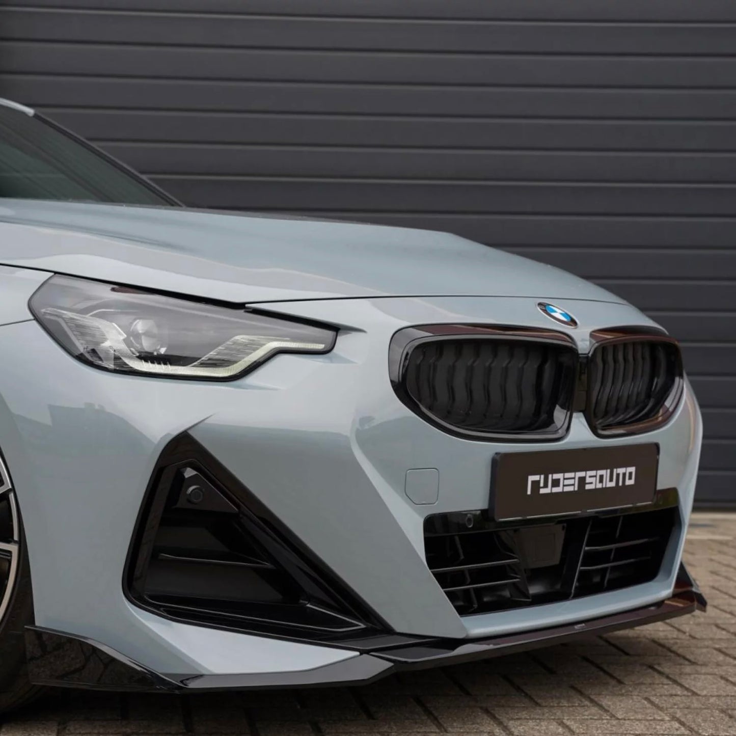 Front splitter BMW G42 2-serie M-Performance style - Hoogglans zwart