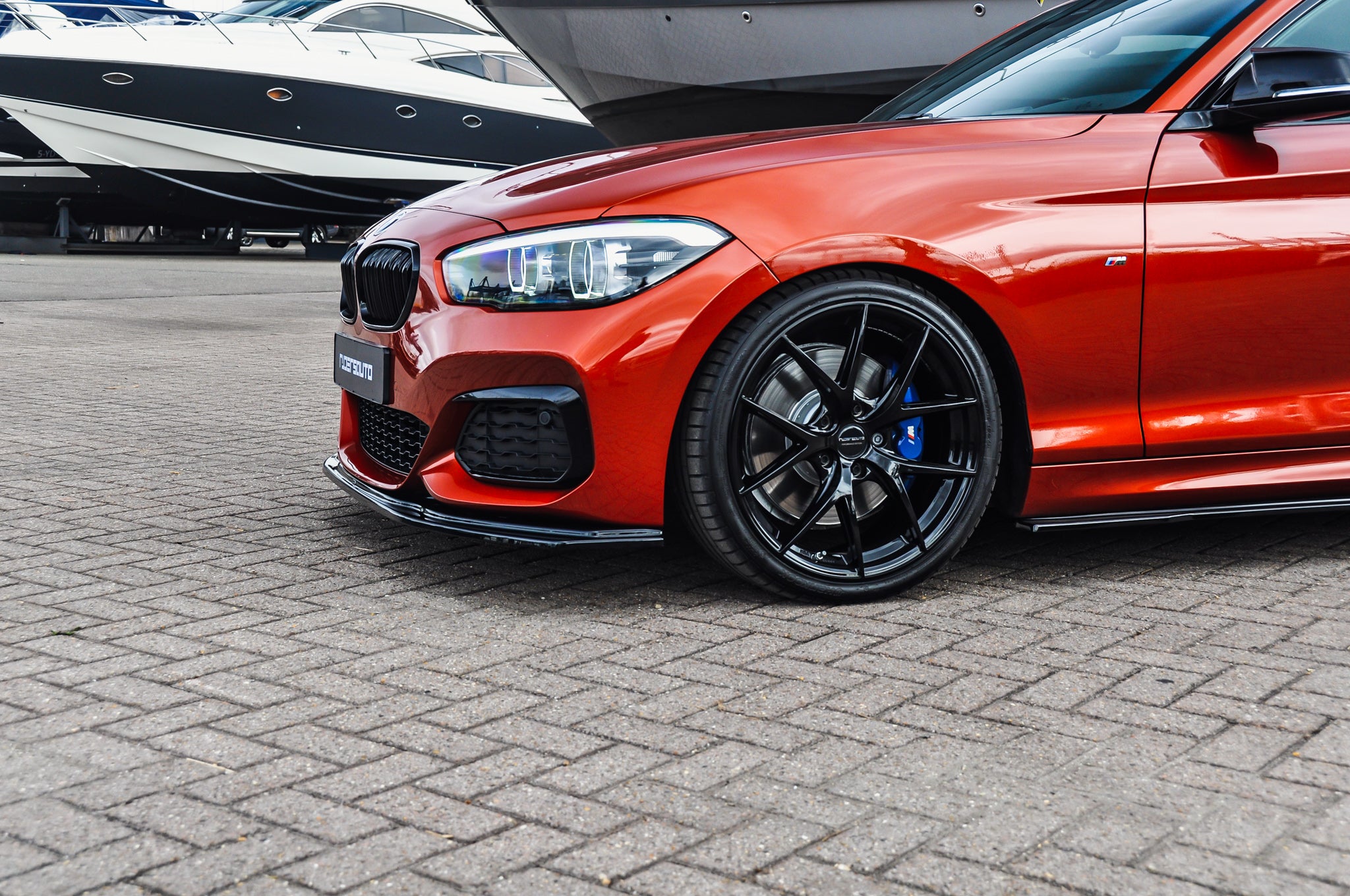 Performance Edition velgen - Hoogglans Zwart 8x19 ET40 5x120