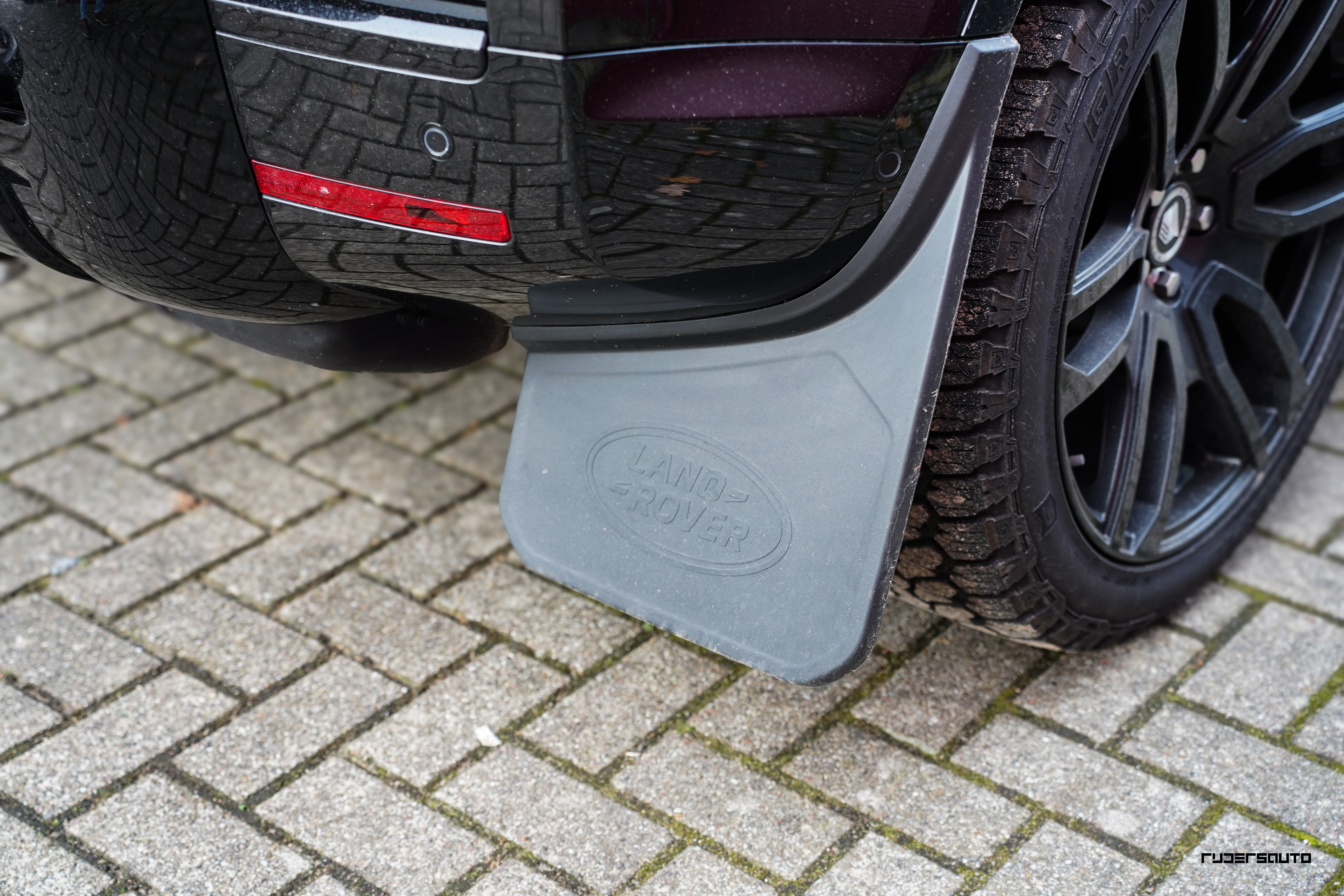 Land Rover Defender L663 90 & 110 Spatlappen Set (2020+)