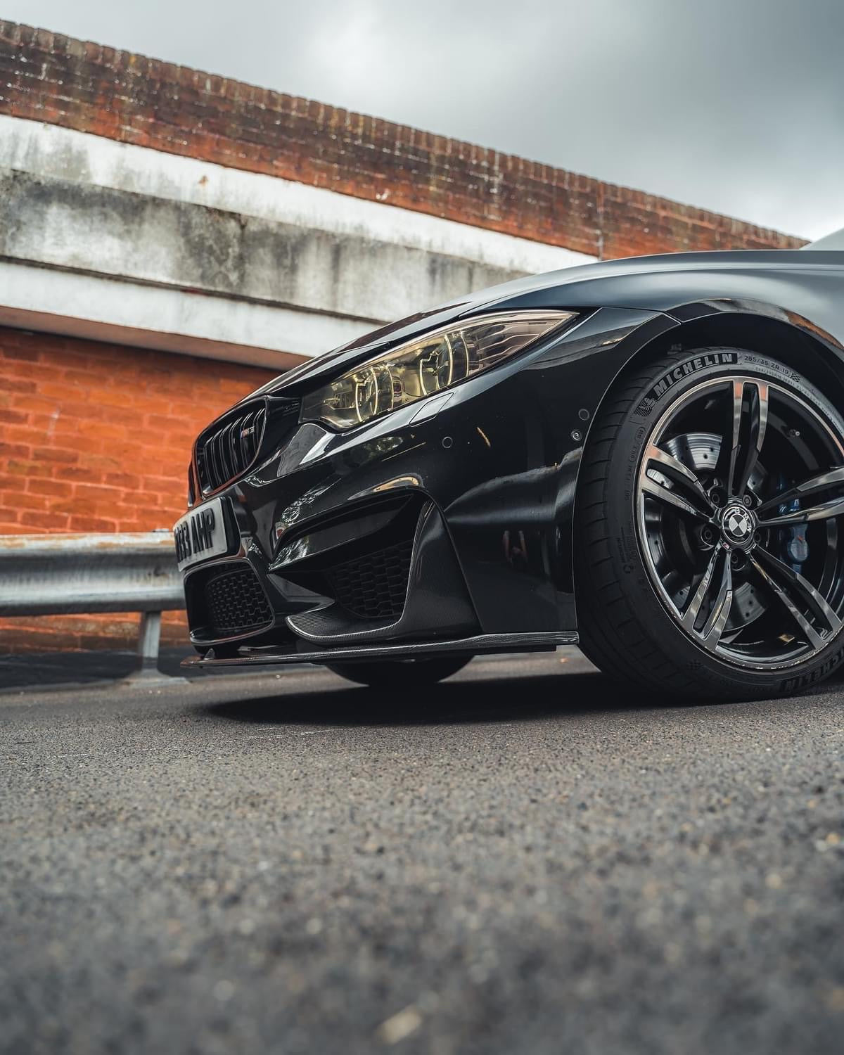 Carbon fibre splitter (3 PIECE) BMW M3/M4 (F80/F82/F83) - M-Performance style