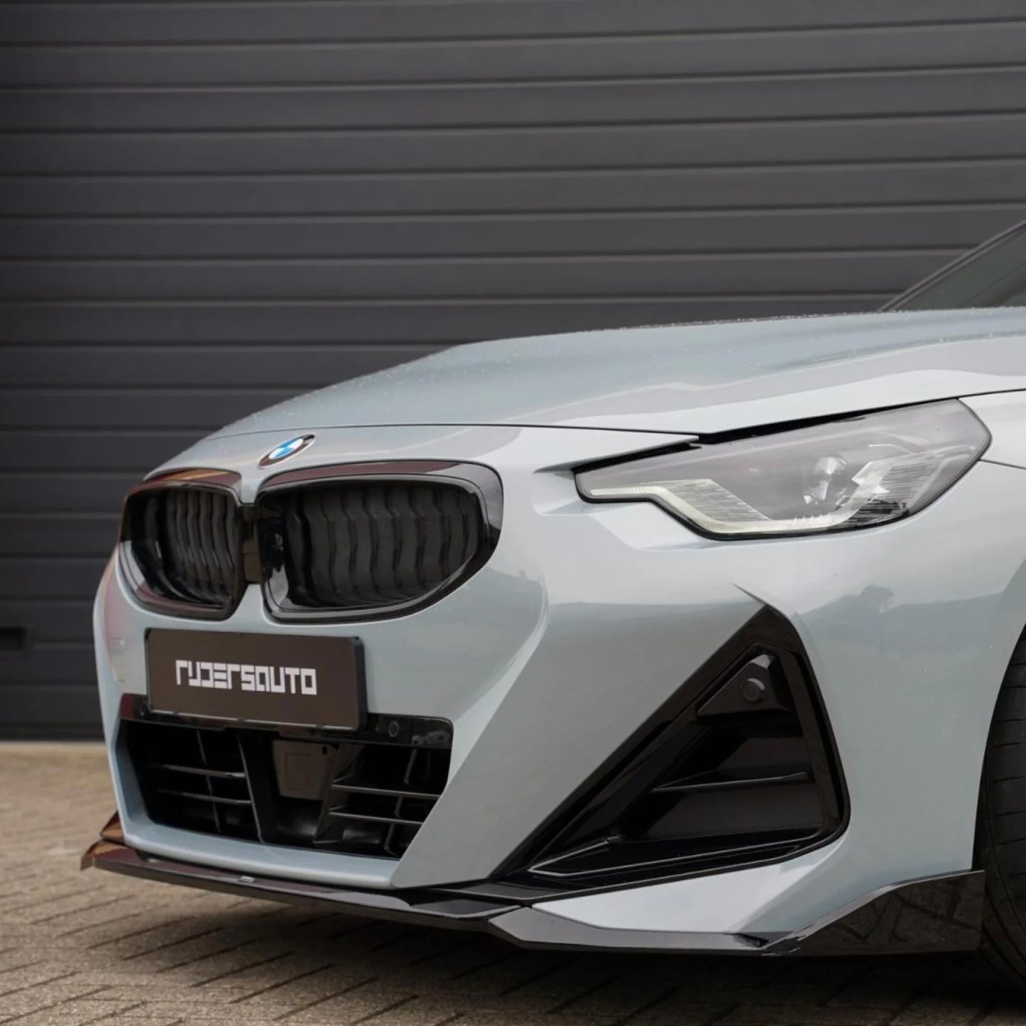Front splitter BMW G42 2-serie M-Performance style - Hoogglans zwart