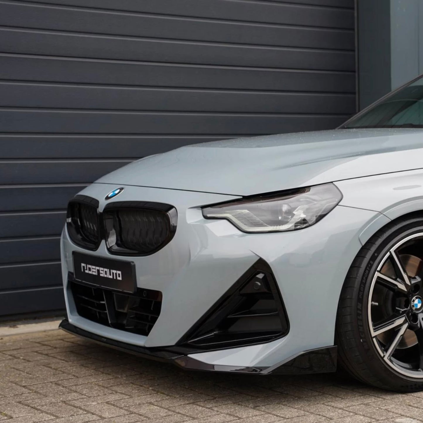 Front splitter BMW G42 2-serie M-Performance style - Hoogglans zwart