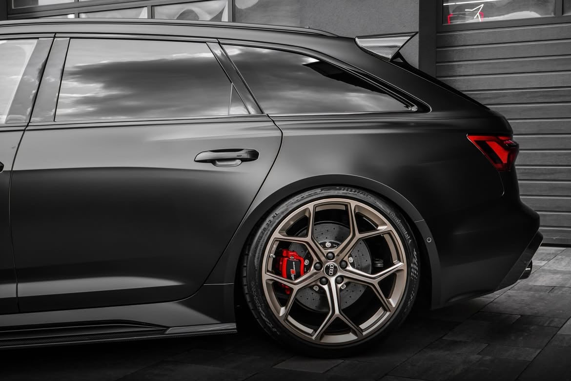 Carbon fibre rear spoiler Audi RS6 C8