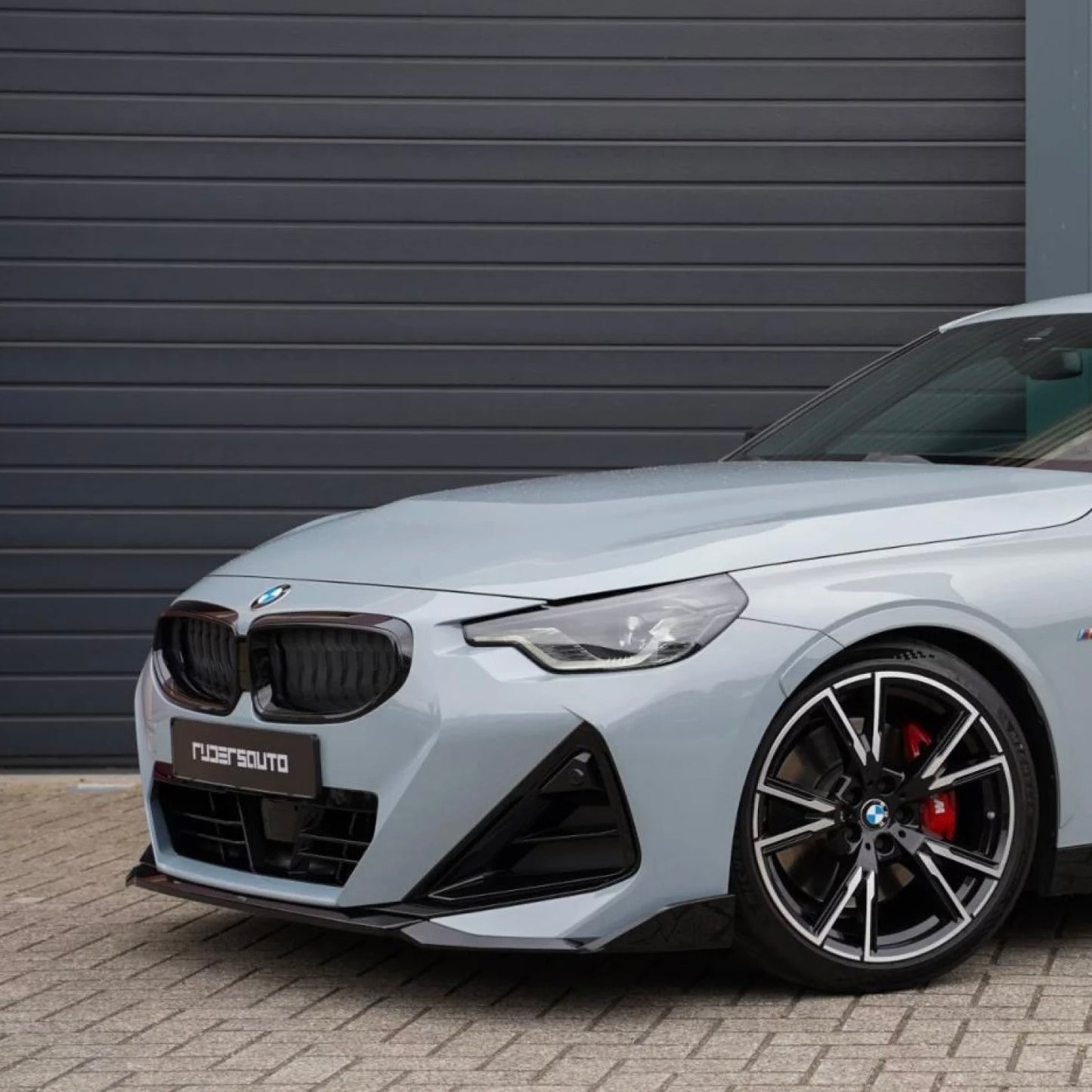 Front splitter BMW G42 2-serie M-Performance style - Hoogglans zwart