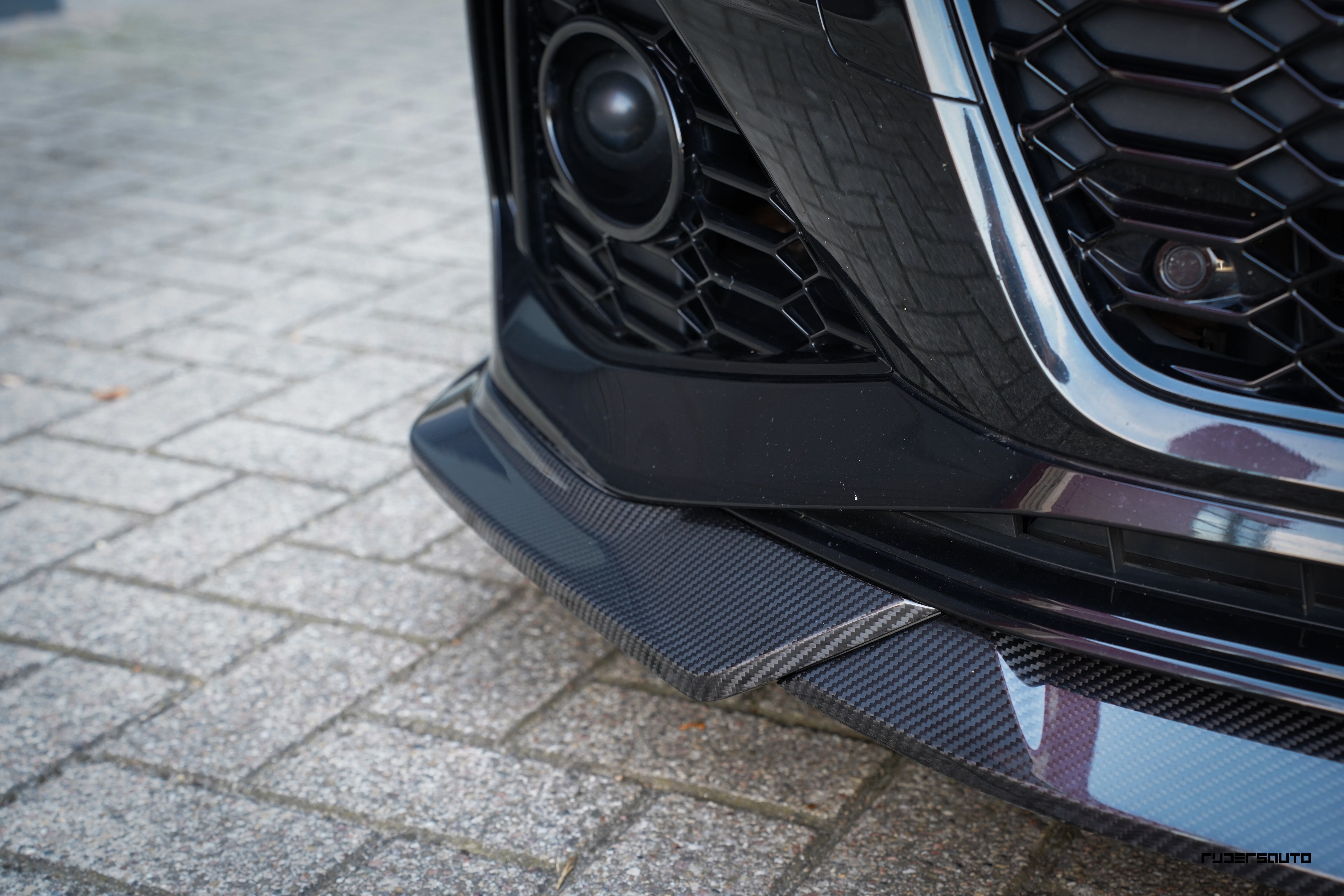 Carbon fibre front splitter Audi RS4 B9.5