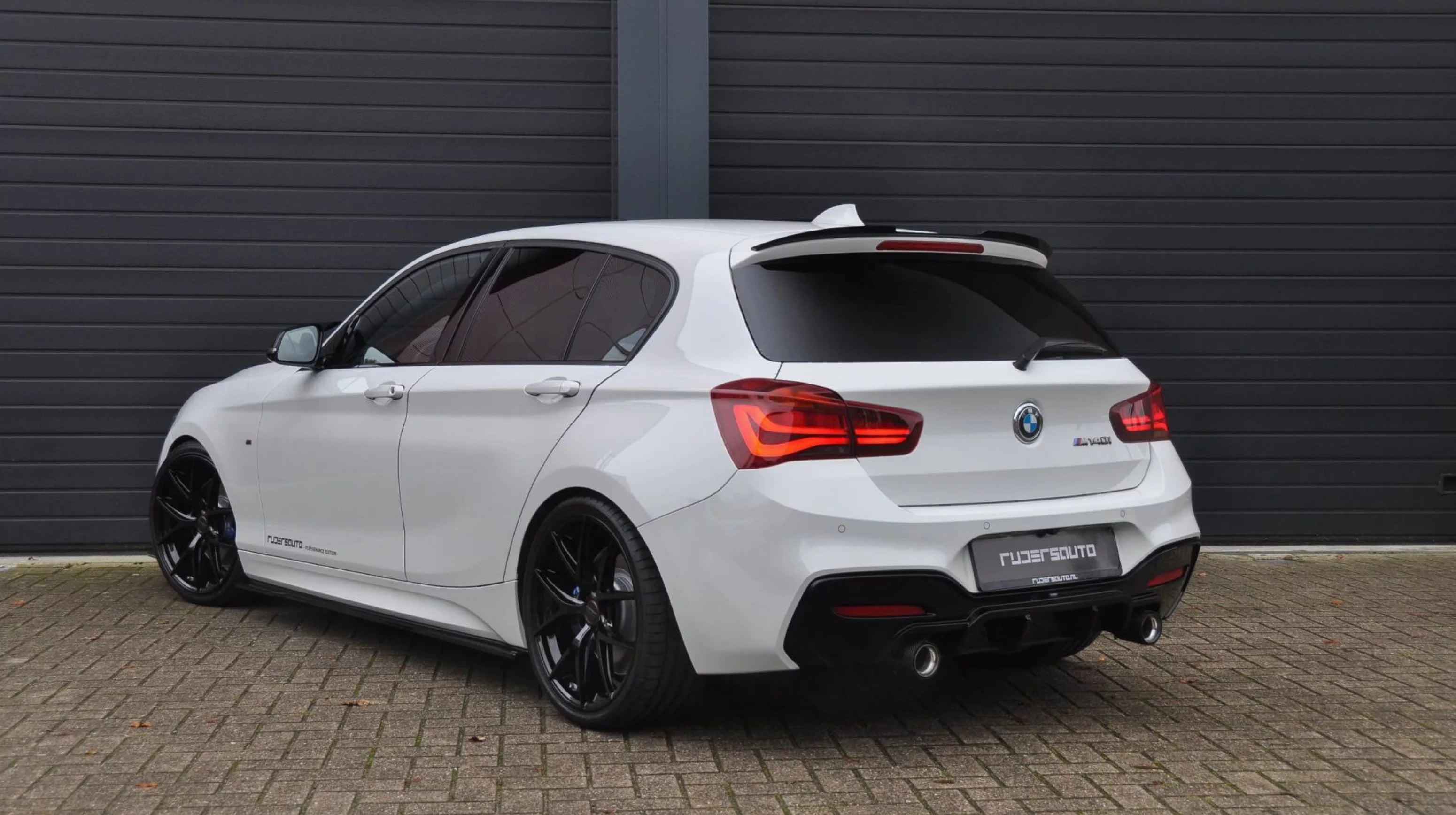 'Rear end upgrade' BMW 1-serie F20 I F21 LCI Combi deal