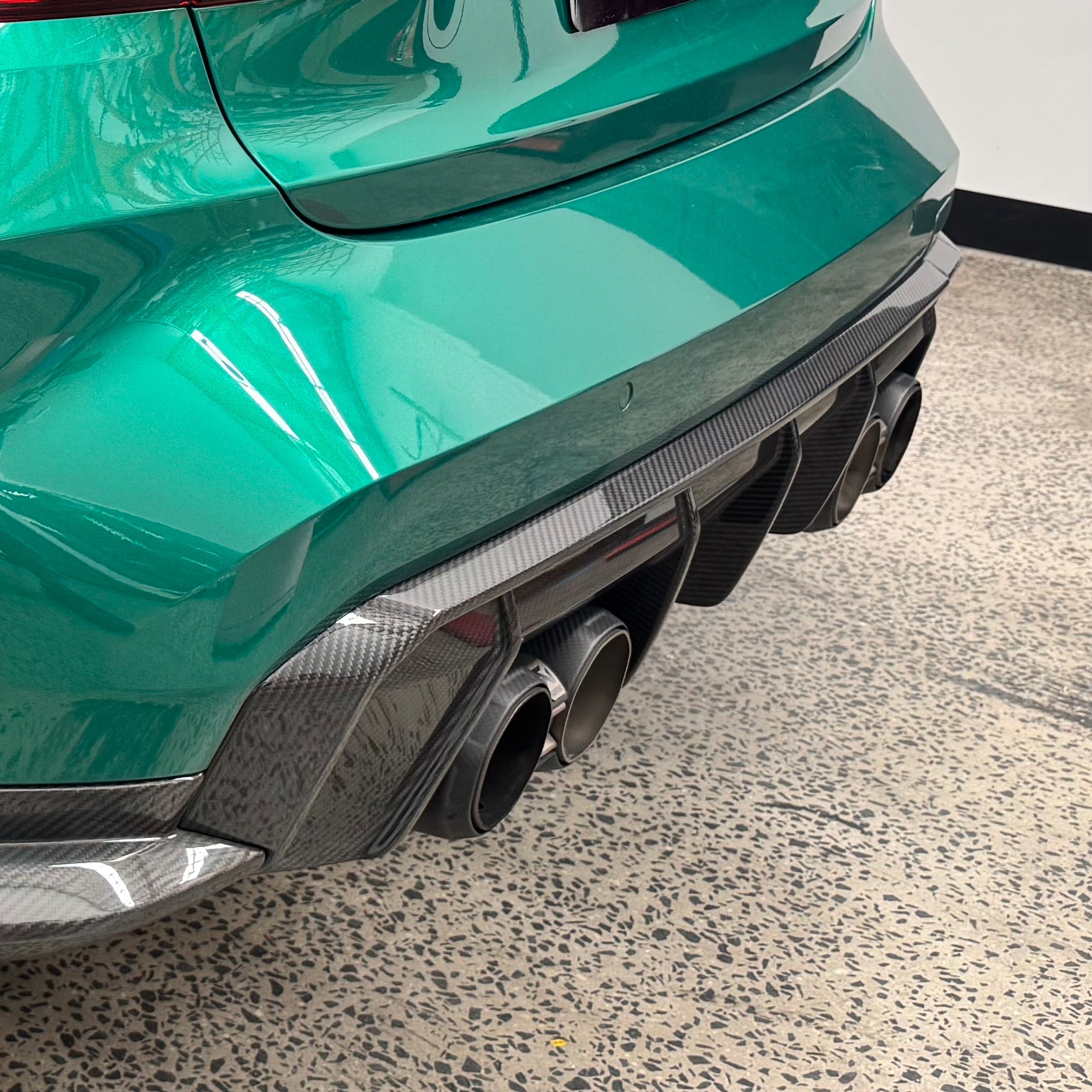 Carbon fibre diffuser BMW M3 G80/G81