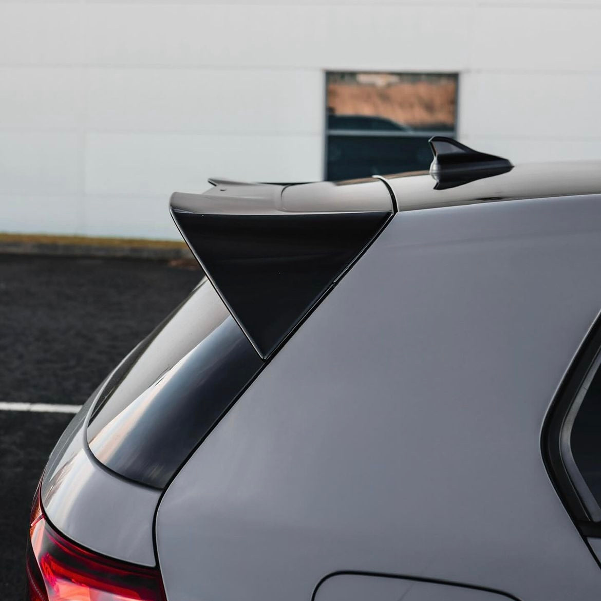 Rear spoiler VW Golf 8 - Zaero Design