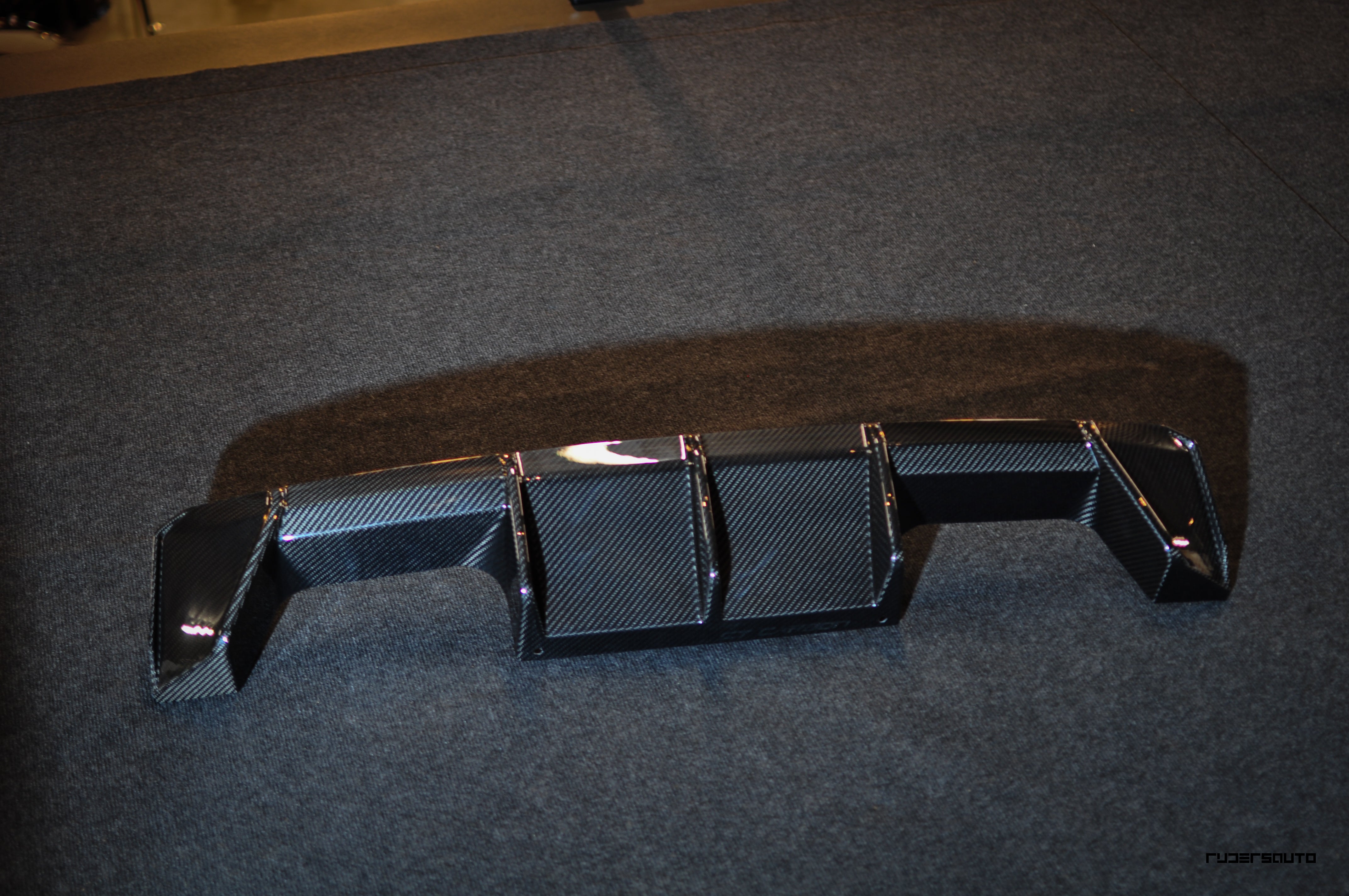Carbon fibre diffuser BMW M3/M4 G80/G81/G82/G83 - M-Performance style