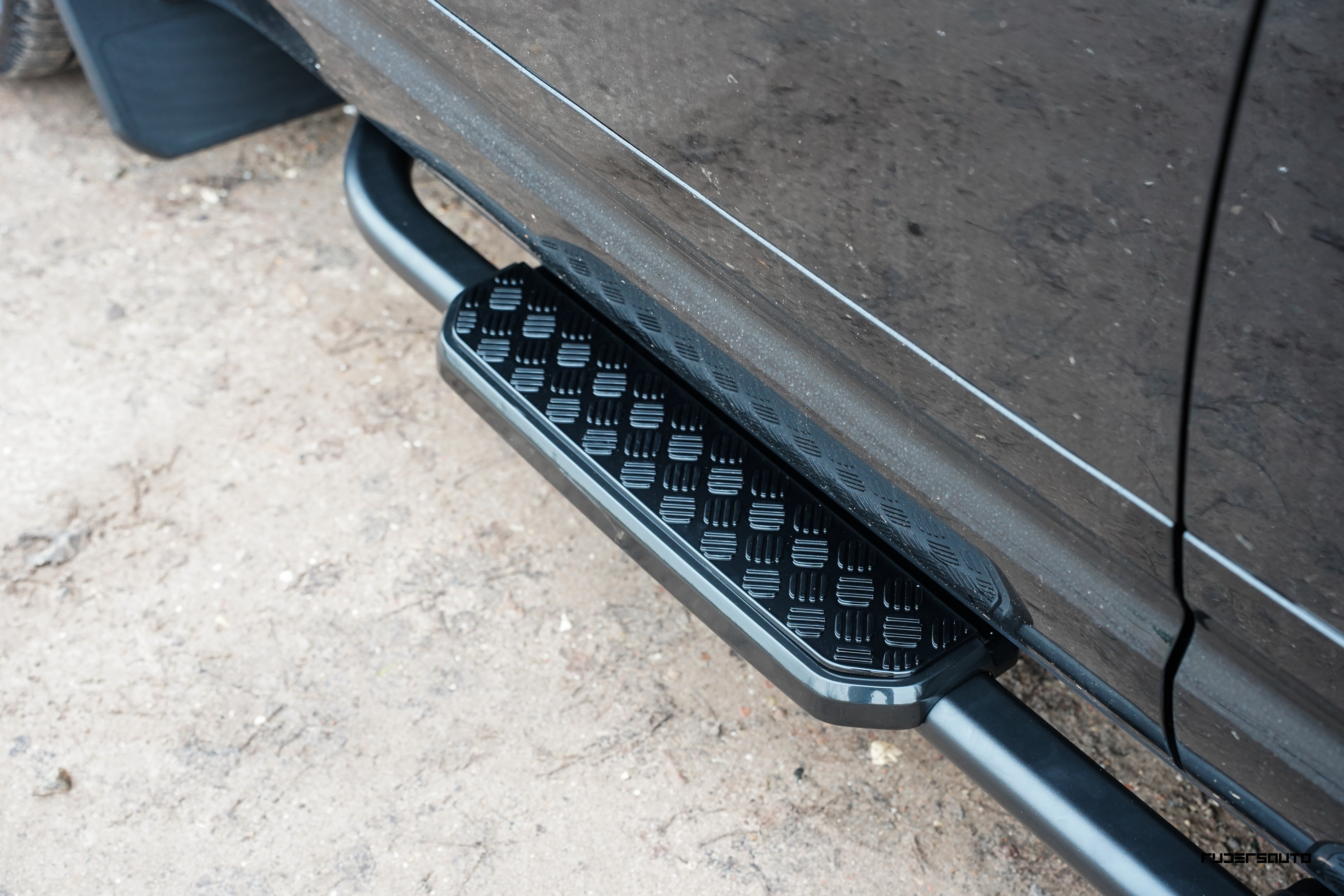 Land Rover Defender L663 110 Side Bars / Side Steps (2020+)