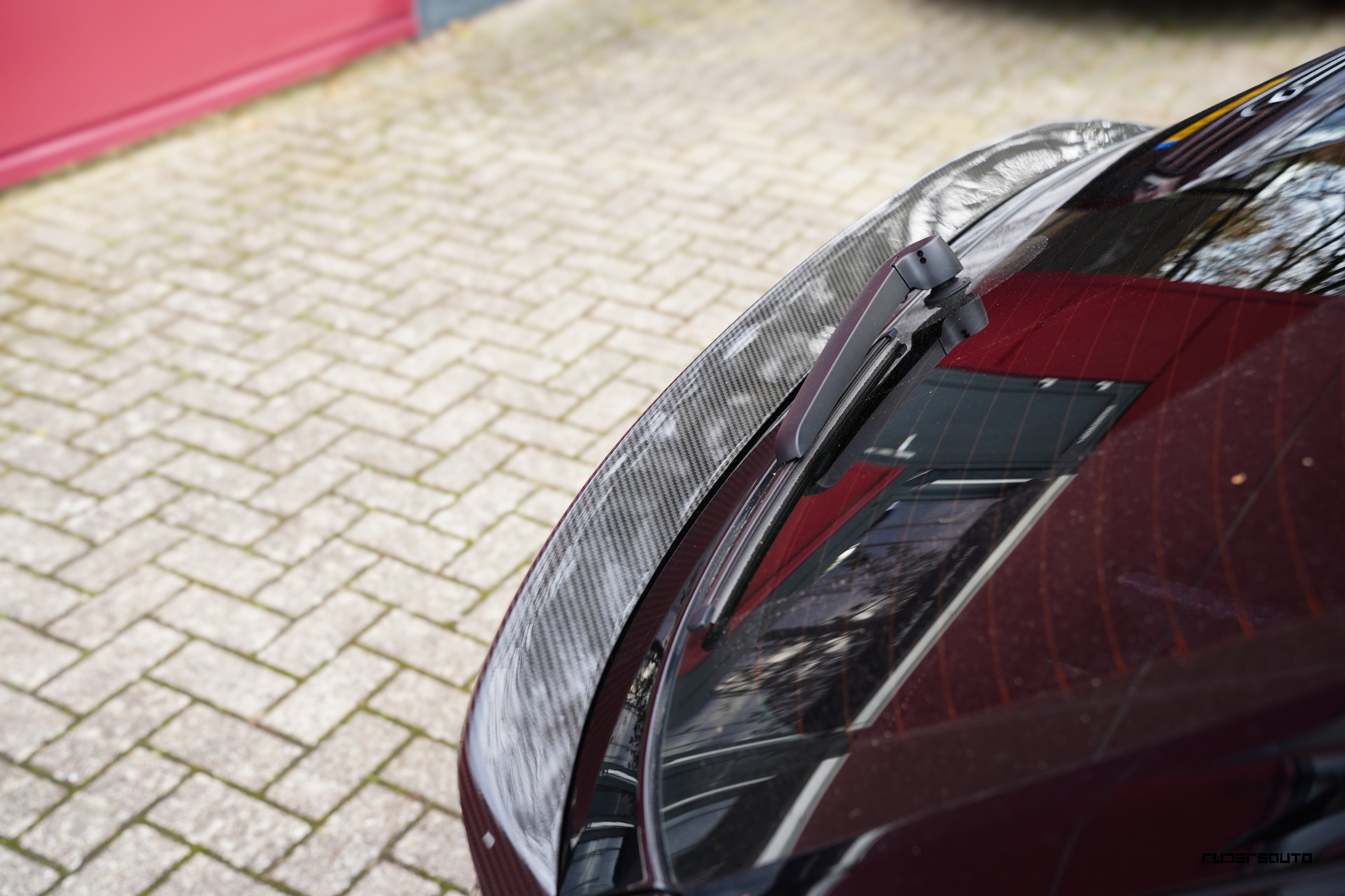 Carbon fibre middle spoiler Audi A4/S4/RS4 B9 & B9.5