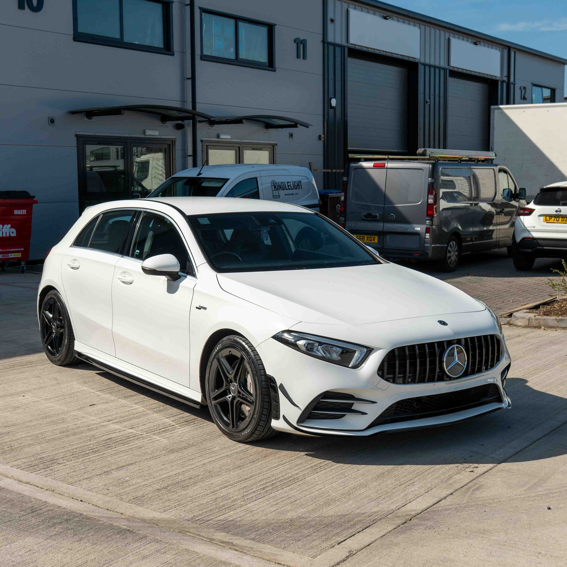 Front splitter & canards Mercedes A-Klasse W177 & V177 Hoogglans zwart