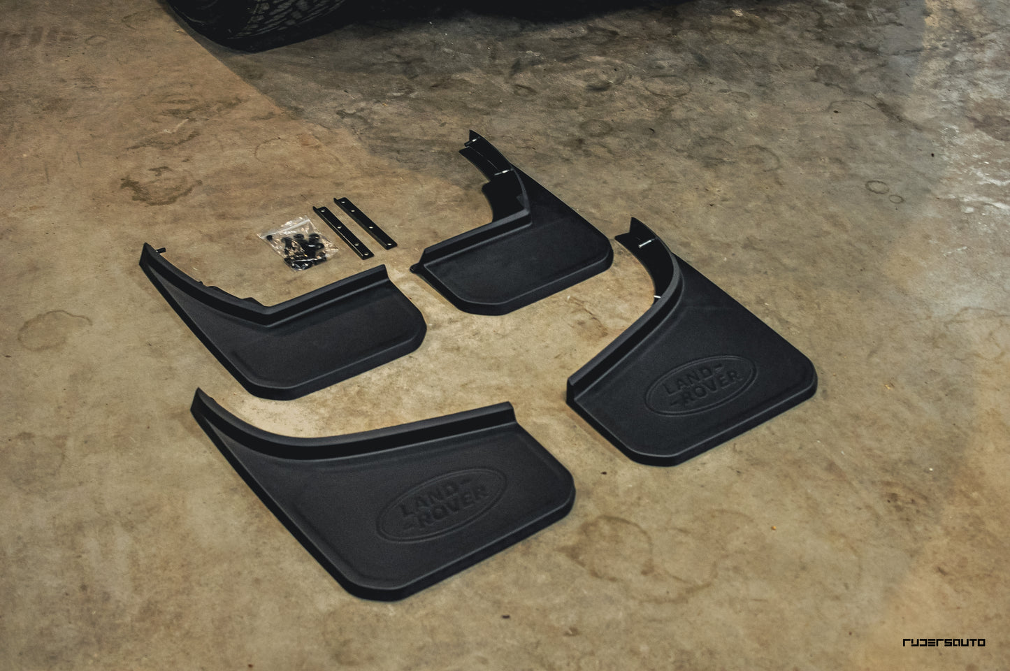 Land Rover Defender L663 110 Spatlappen Set (2020+)