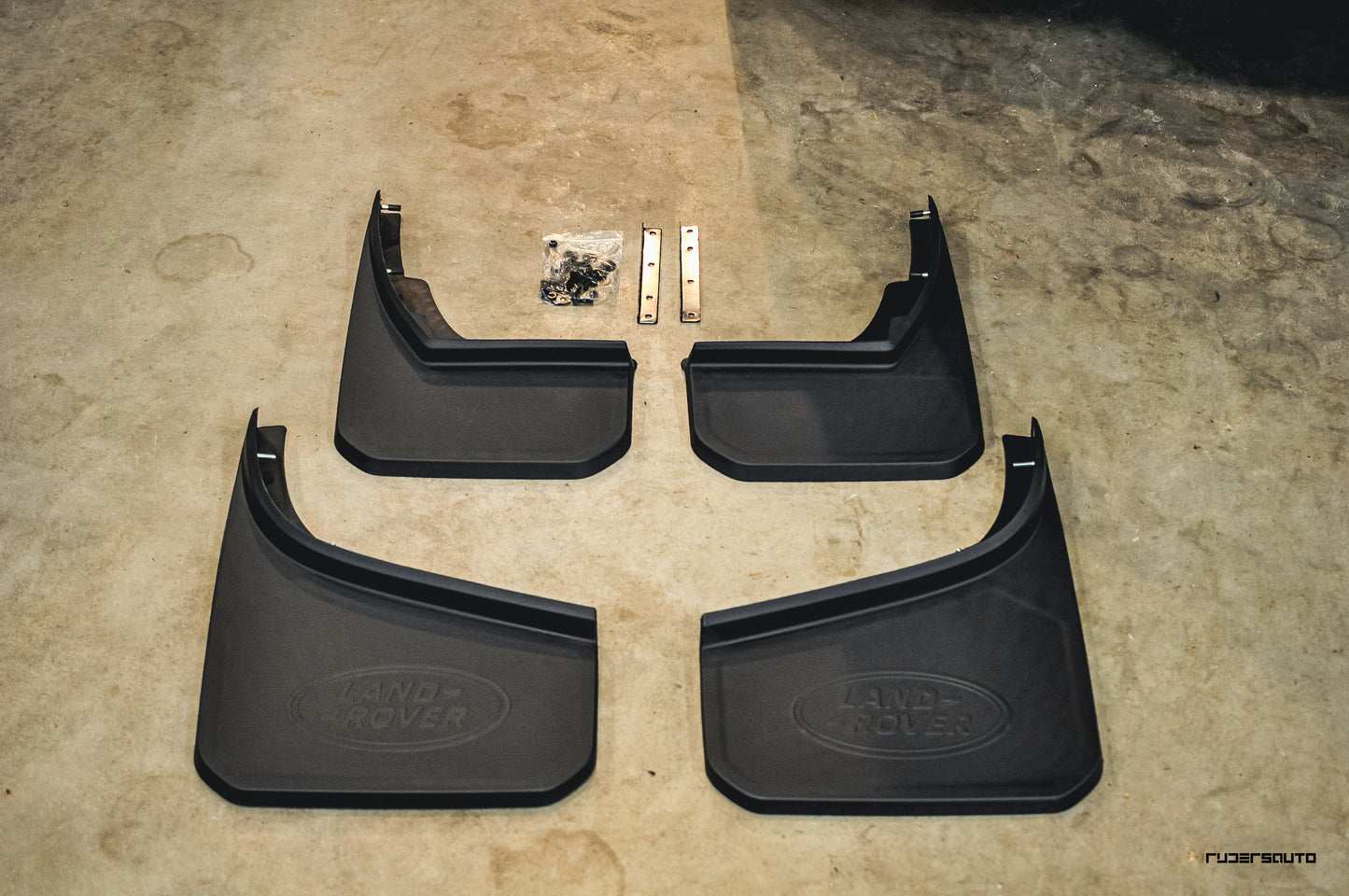 Land Rover Defender L663 110 Spatlappen Set (2020+)