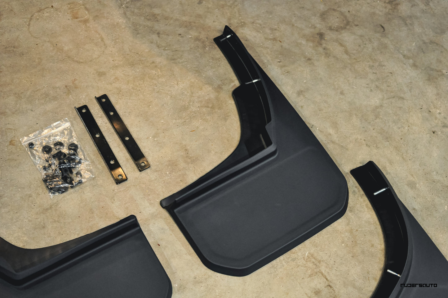 Land Rover Defender L663 110 Spatlappen Set (2020+)