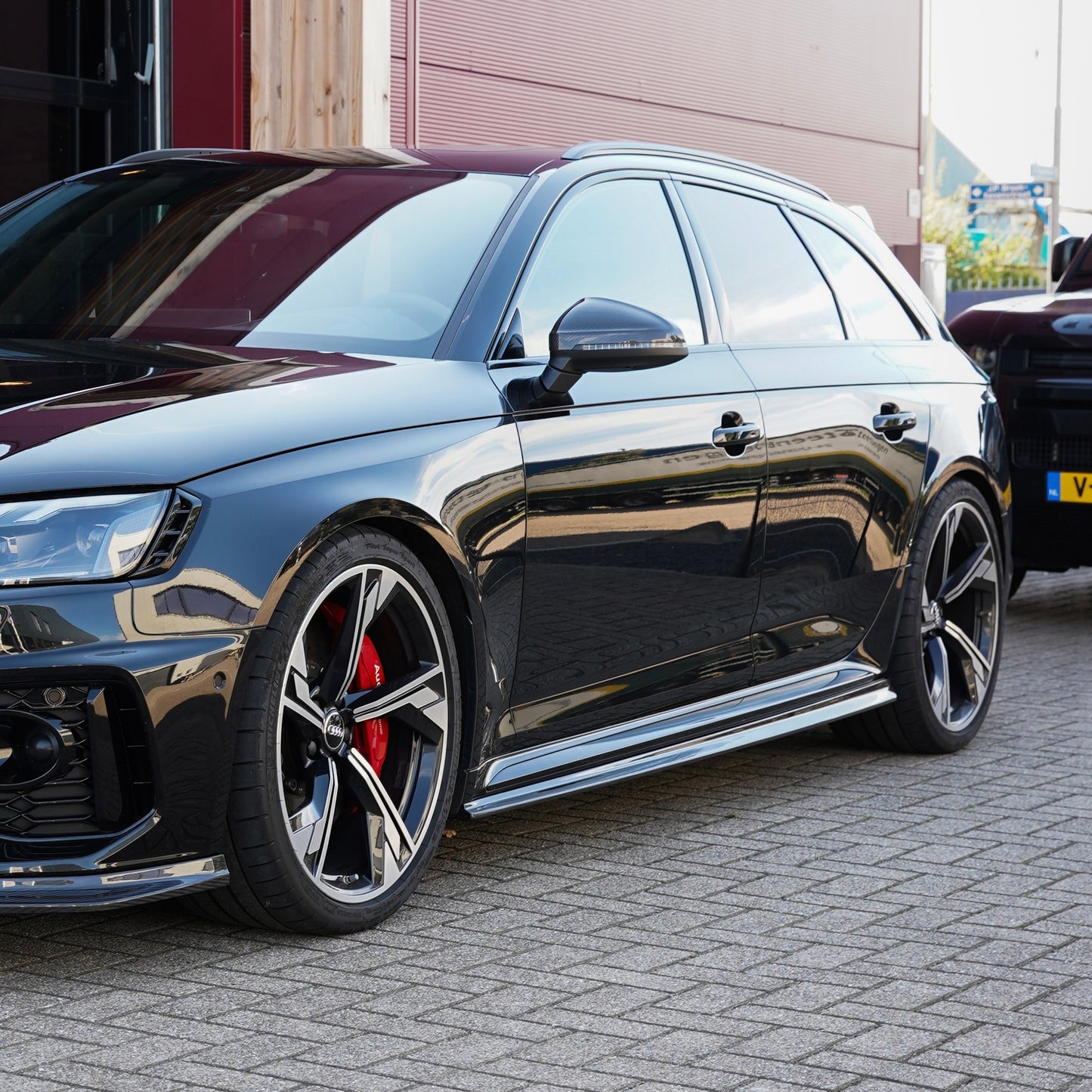 Carbon fibre side skirts Audi RS4 B9