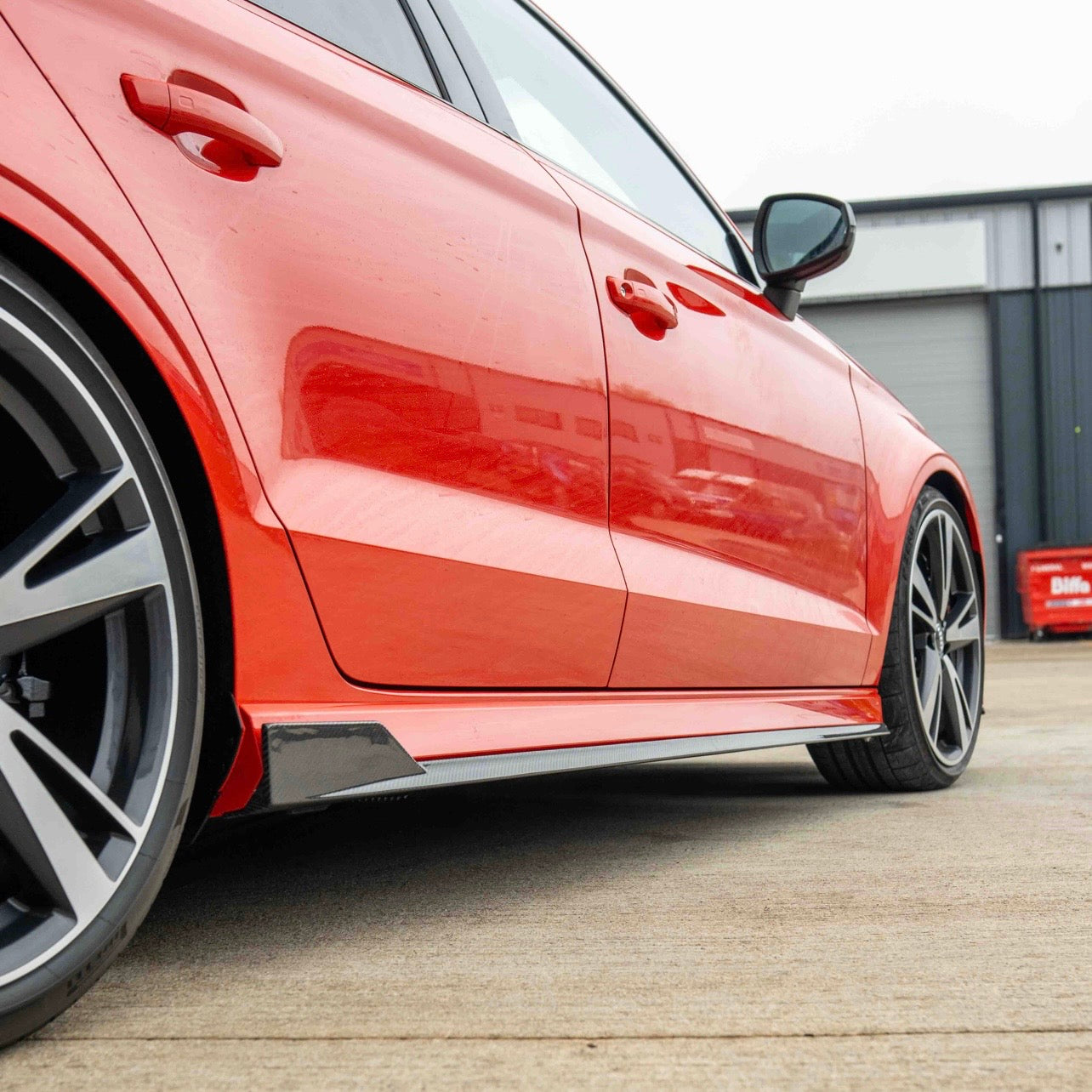 Carbon fibre side skirts Audi A3/S3/RS3 8V Sedan