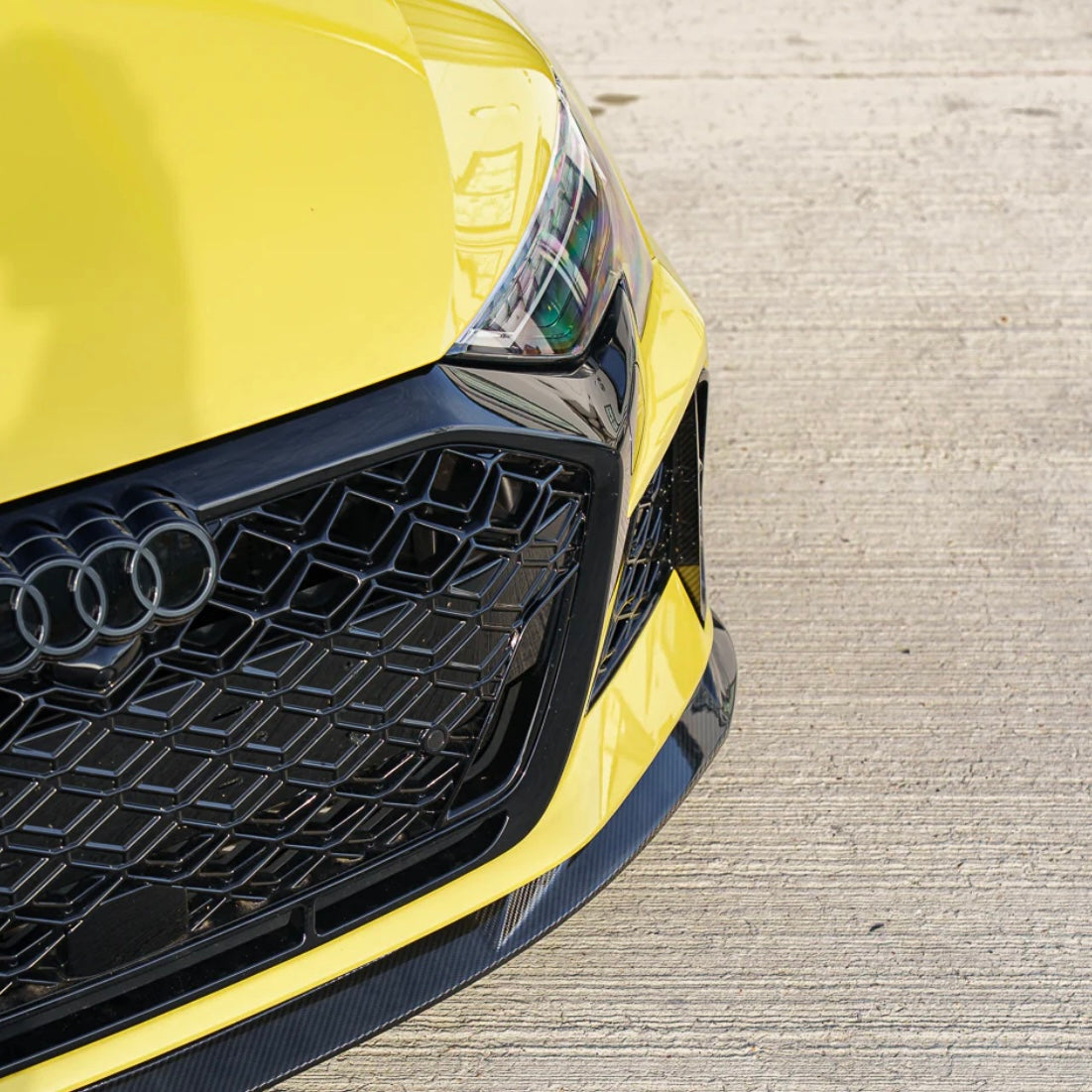 Audi RS3 8Y 2025+ Sportback & Sedan carbon fibre front splitter