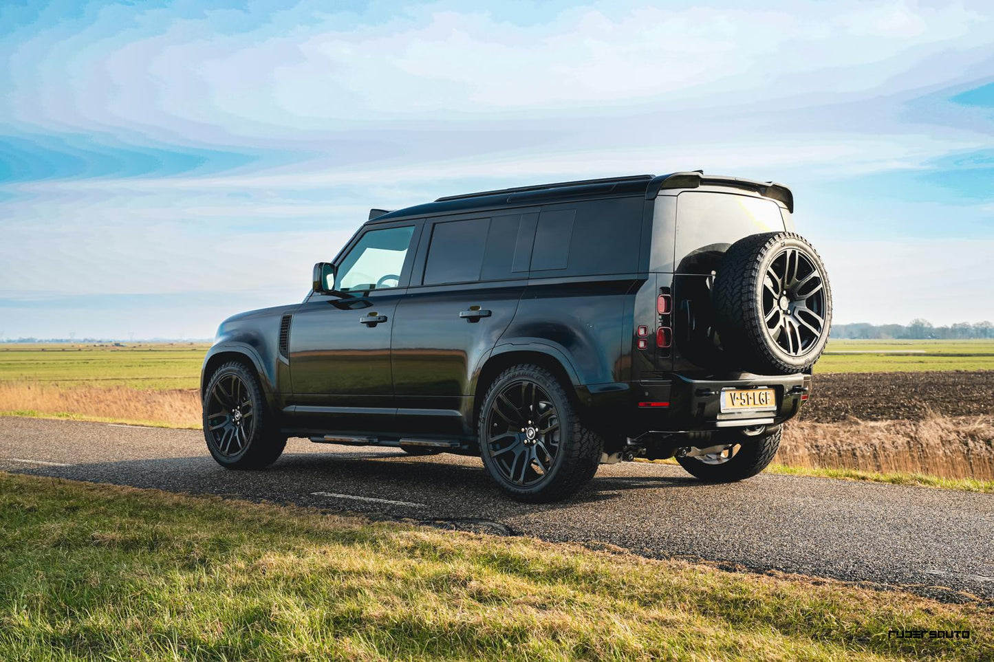 Land Rover Defender L663 110 Side Bars / Side Steps (2020+)