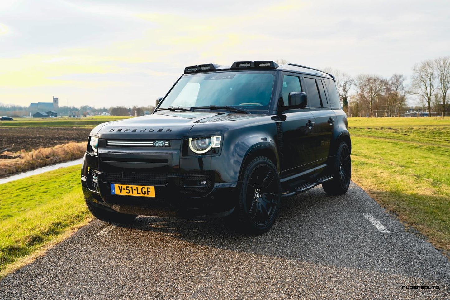 Land Rover Defender L663 90, 110 & 130 Dak Light Bar (2020+)
