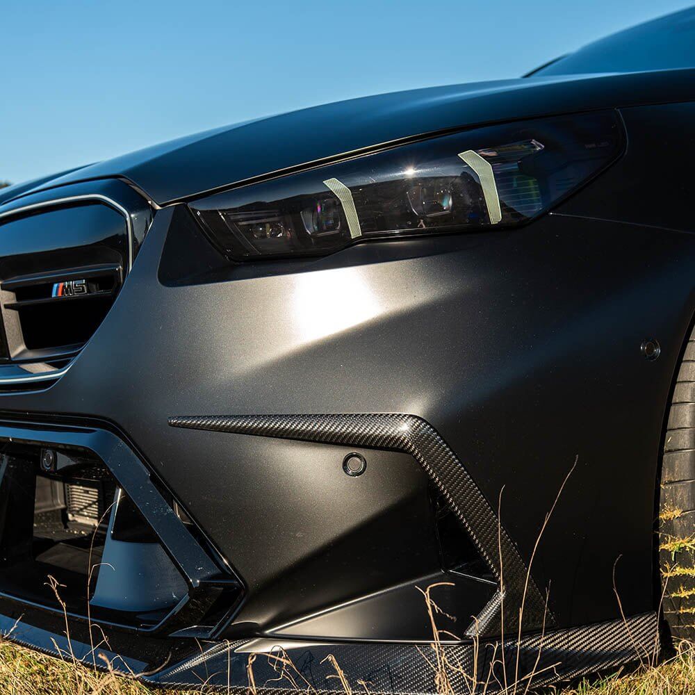 Carbon fibre front bumper trim - BMW G90/G99 M5 2024+
