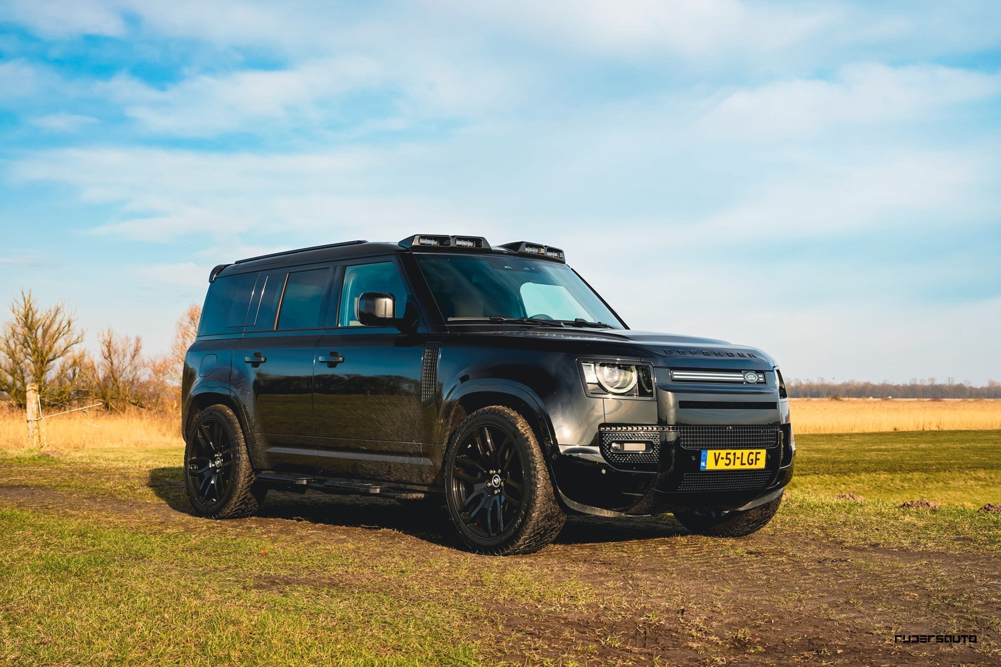 Land Rover Defender L663