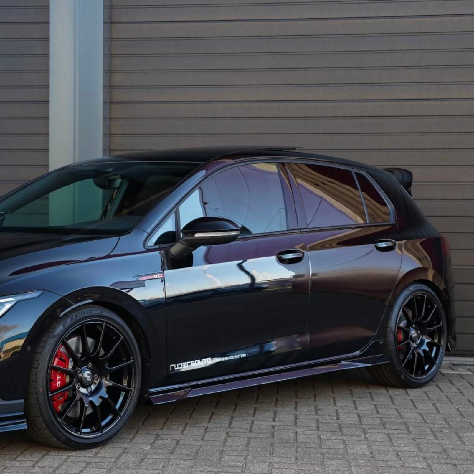 Side skirts VW Golf 8 - Zaero Design