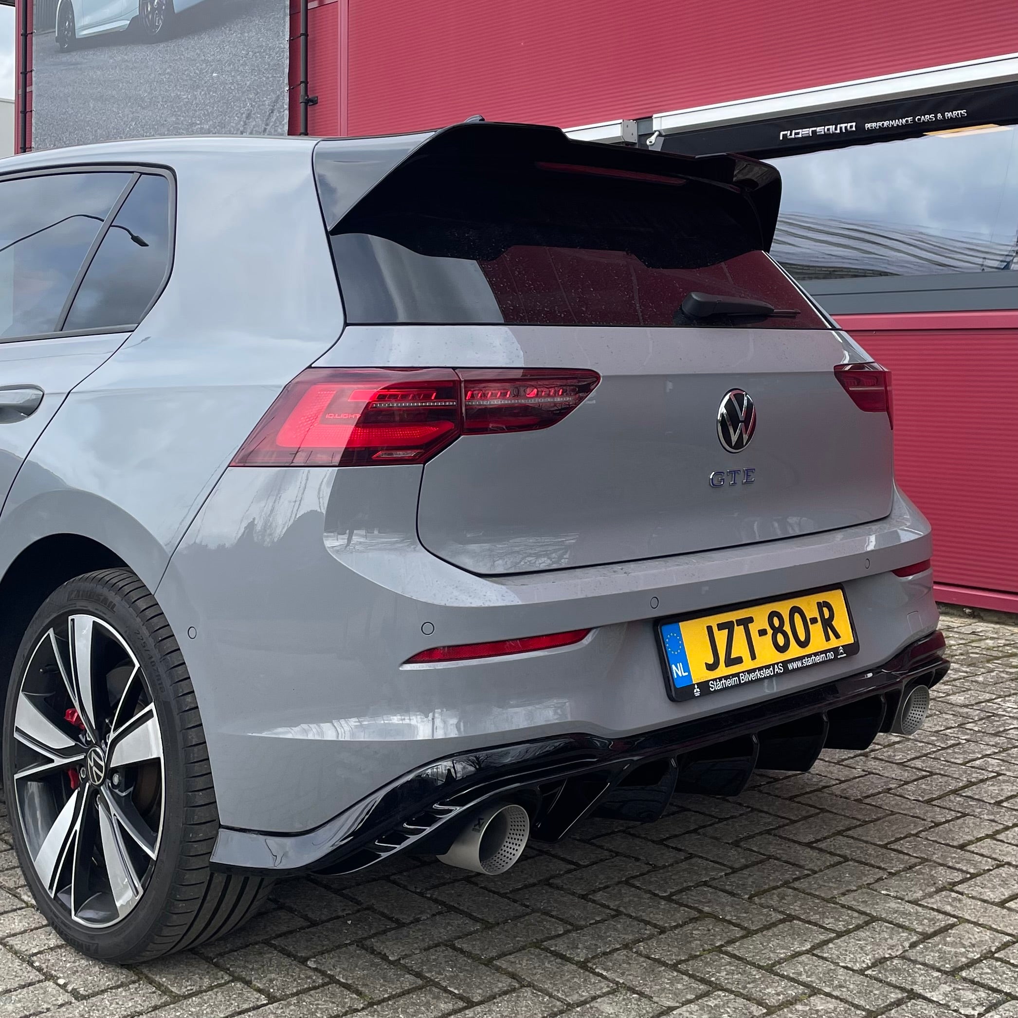 Uitlaat einddemper 'GTI Look' VW Golf 8