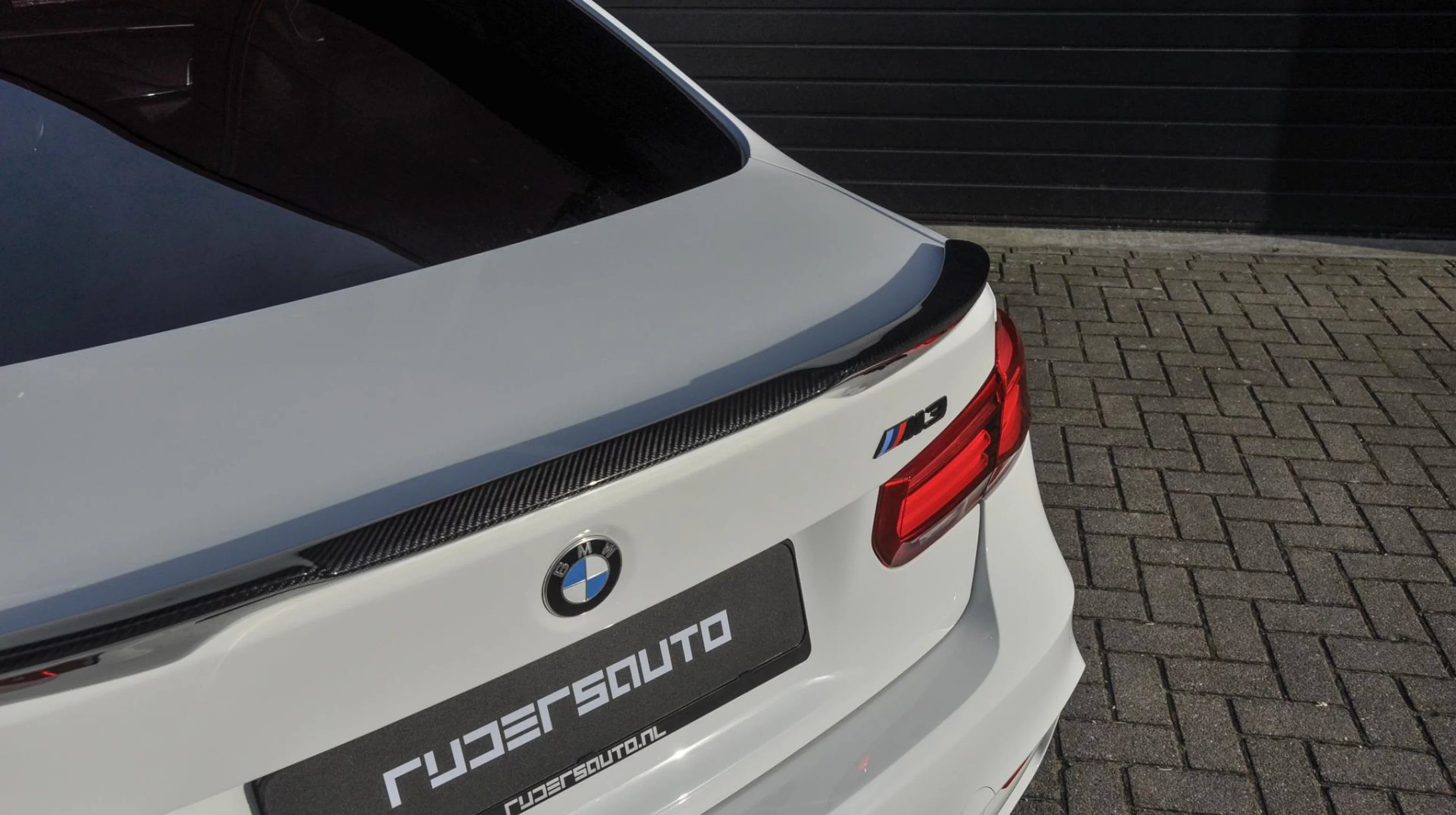 Carbon fibre spoiler BMW F80 M3 & F30 3-serie