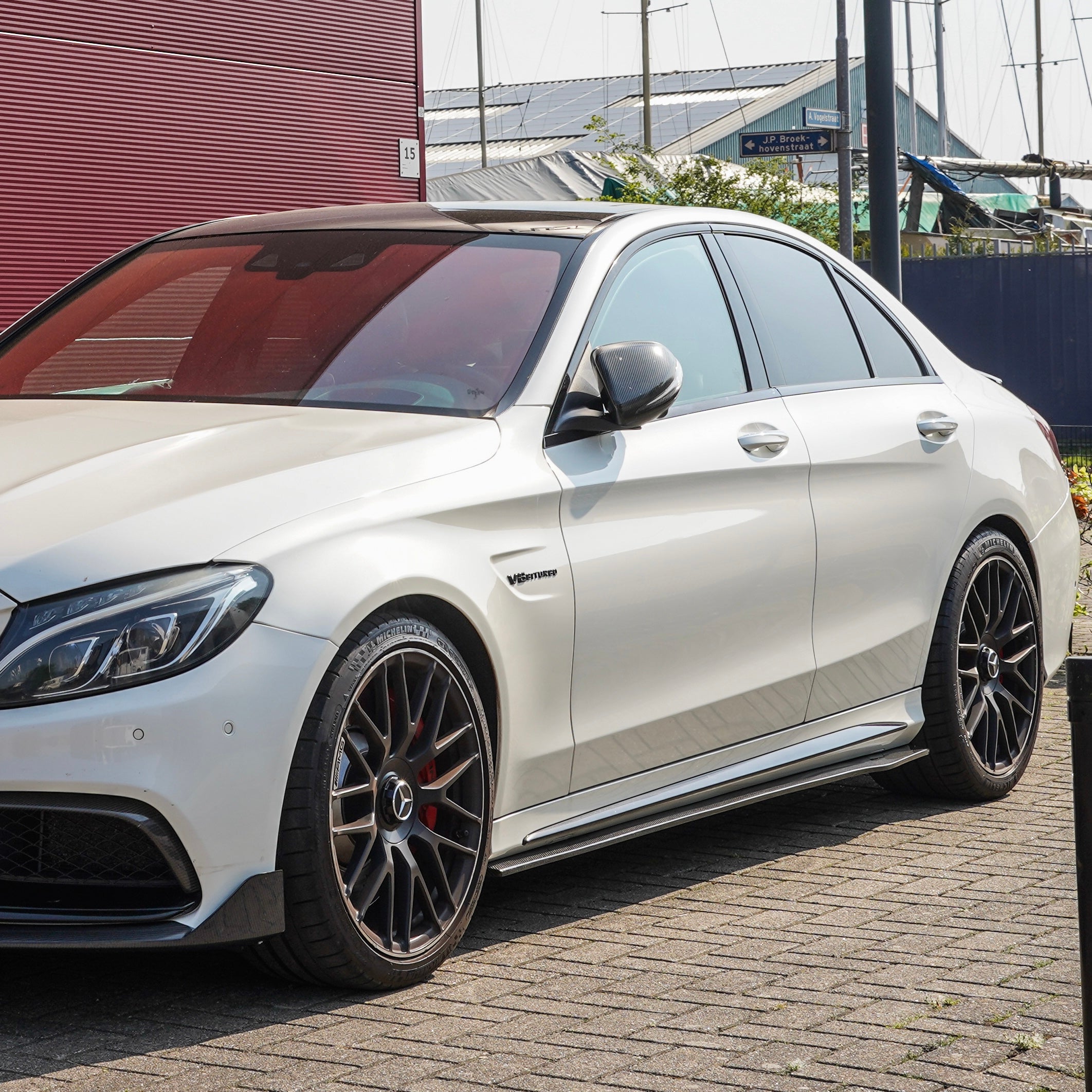 Carbon fibre side skirts Mercedes C63 W205