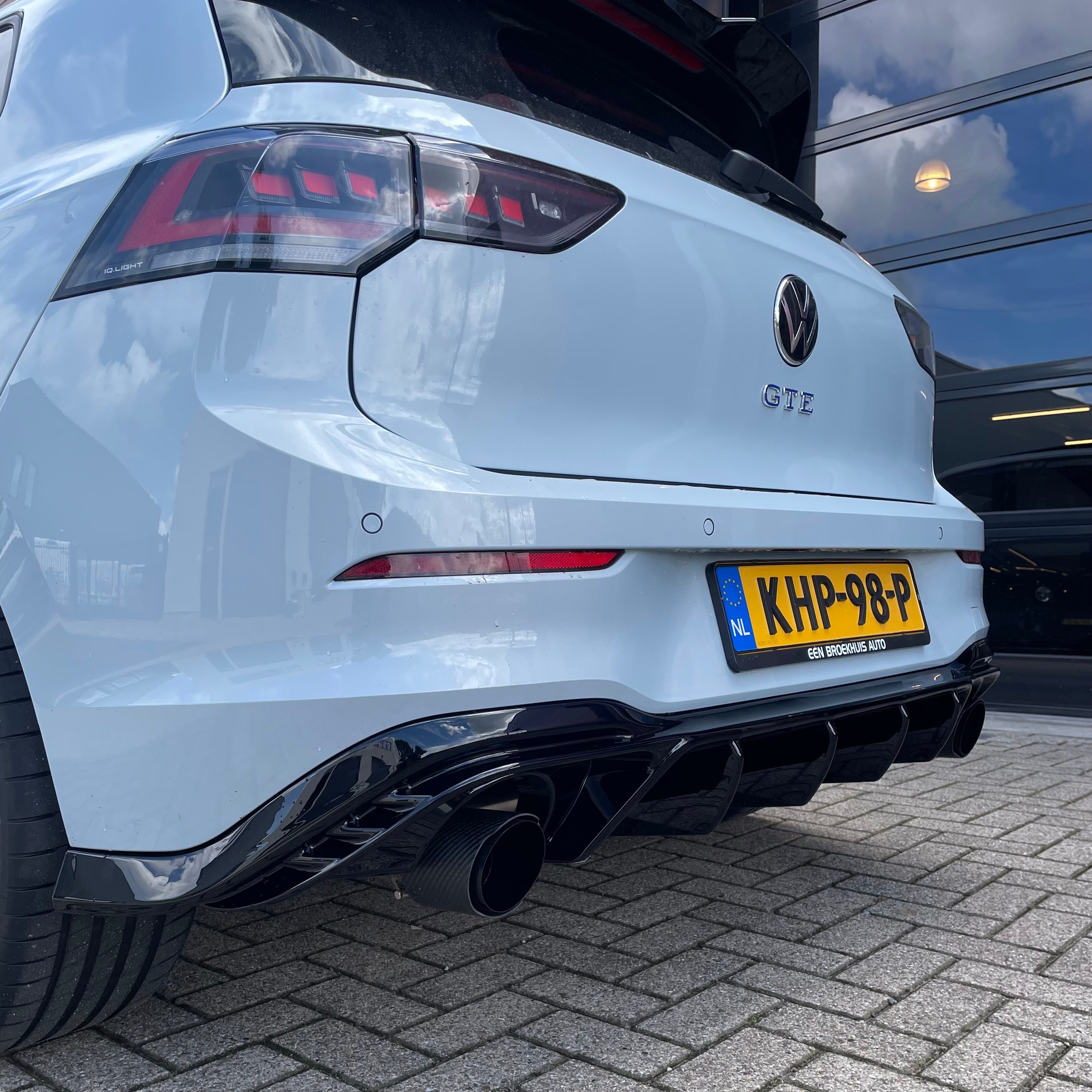 Uitlaat einddemper 'GTI Look' VW Golf 8.5