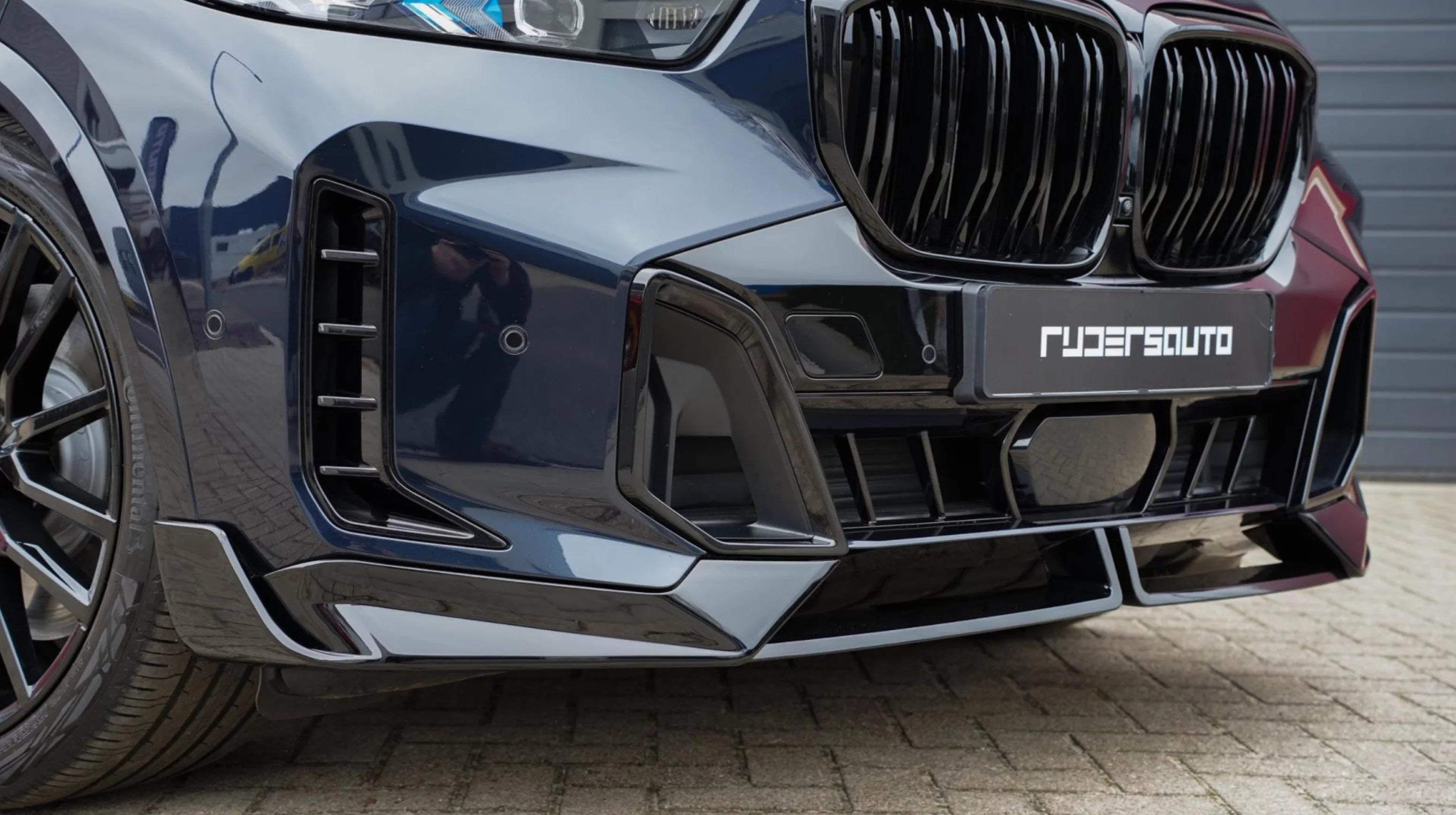 BMW X5 G05 LCI M-Performance body kit hoogglans zwart