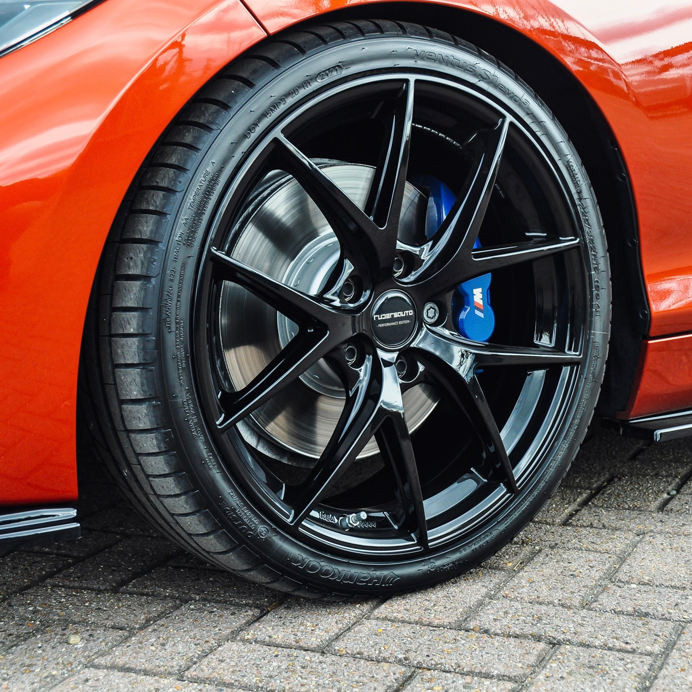 Performance Edition velgen - Hoogglans Zwart 8x19 ET40 5x120